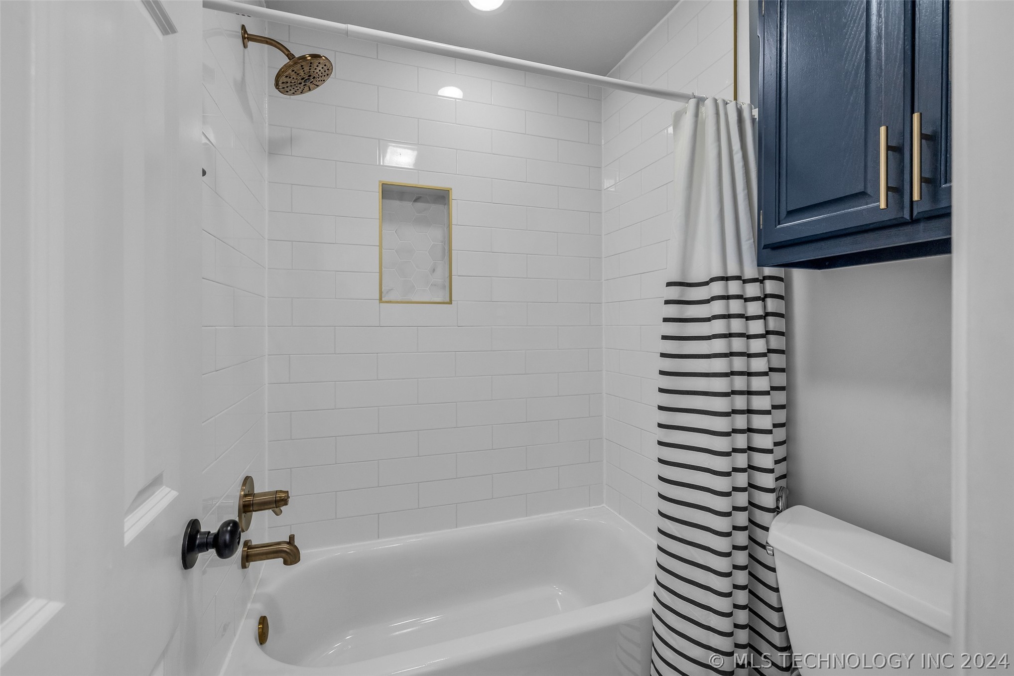 11528 S Mulberry Lane