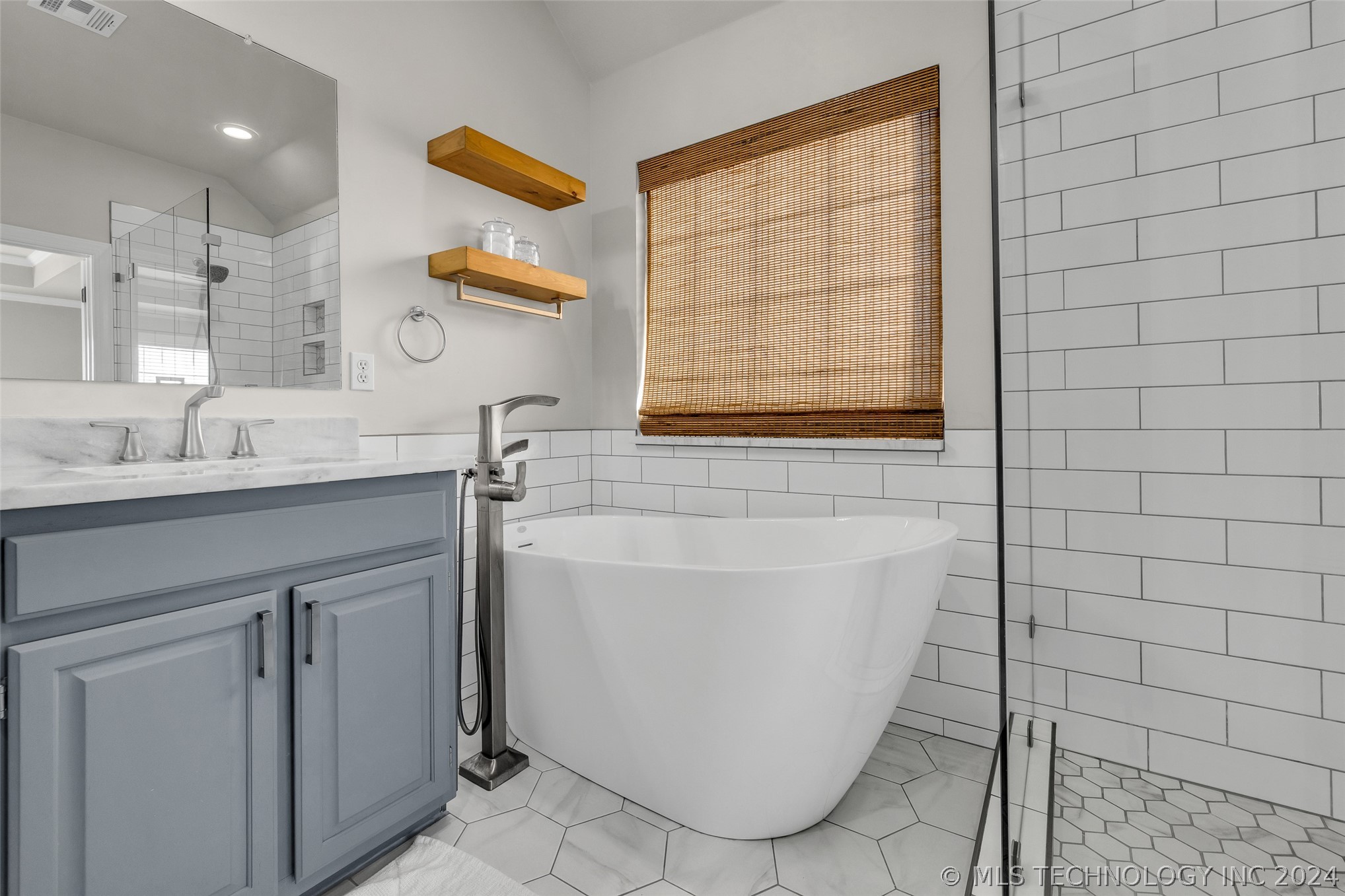 11528 S Mulberry Lane