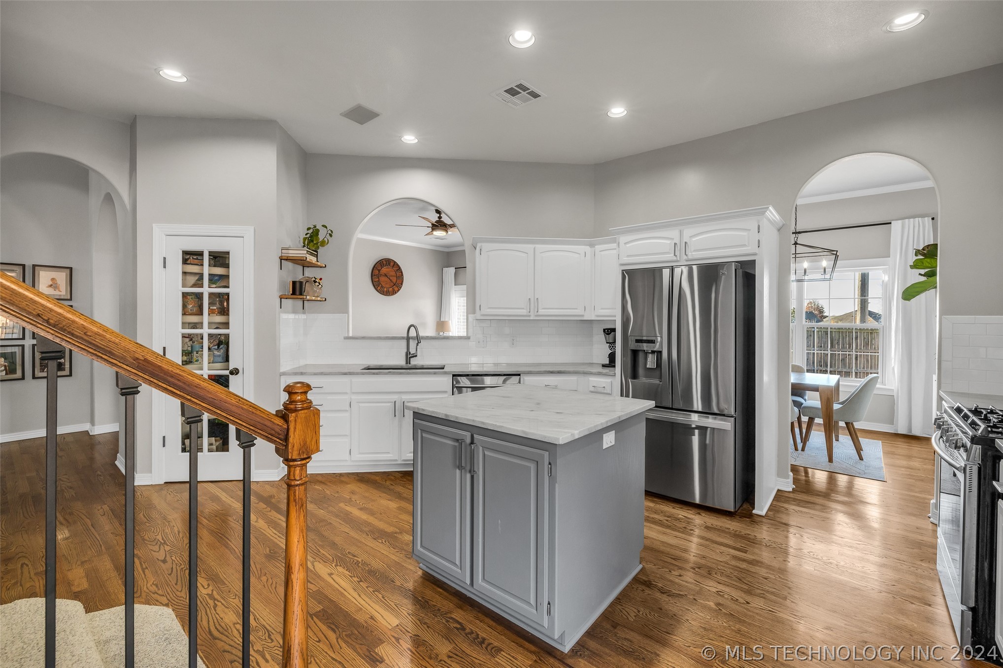 11528 S Mulberry Lane