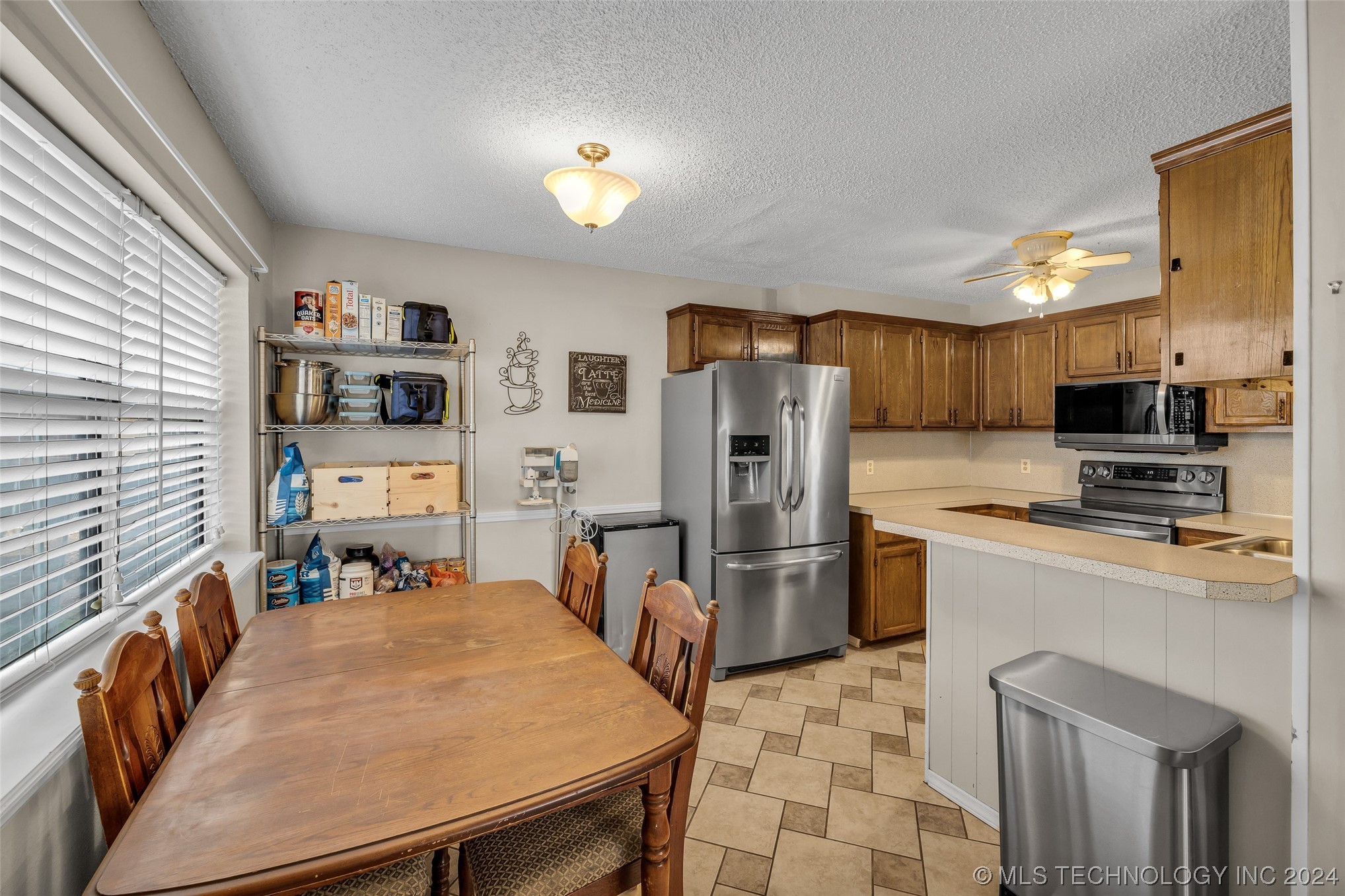 1104 S Florence Avenue