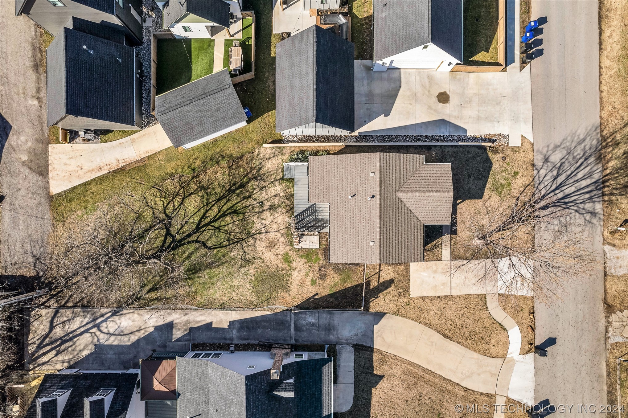 211 E Fort Worth Street