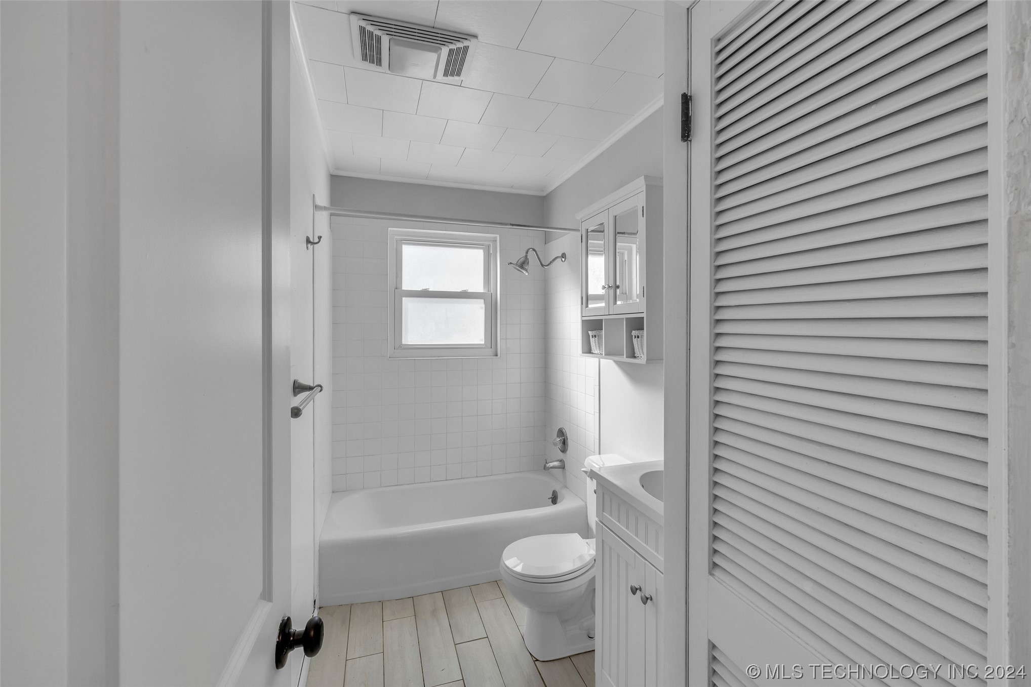 211 E Fort Worth Street