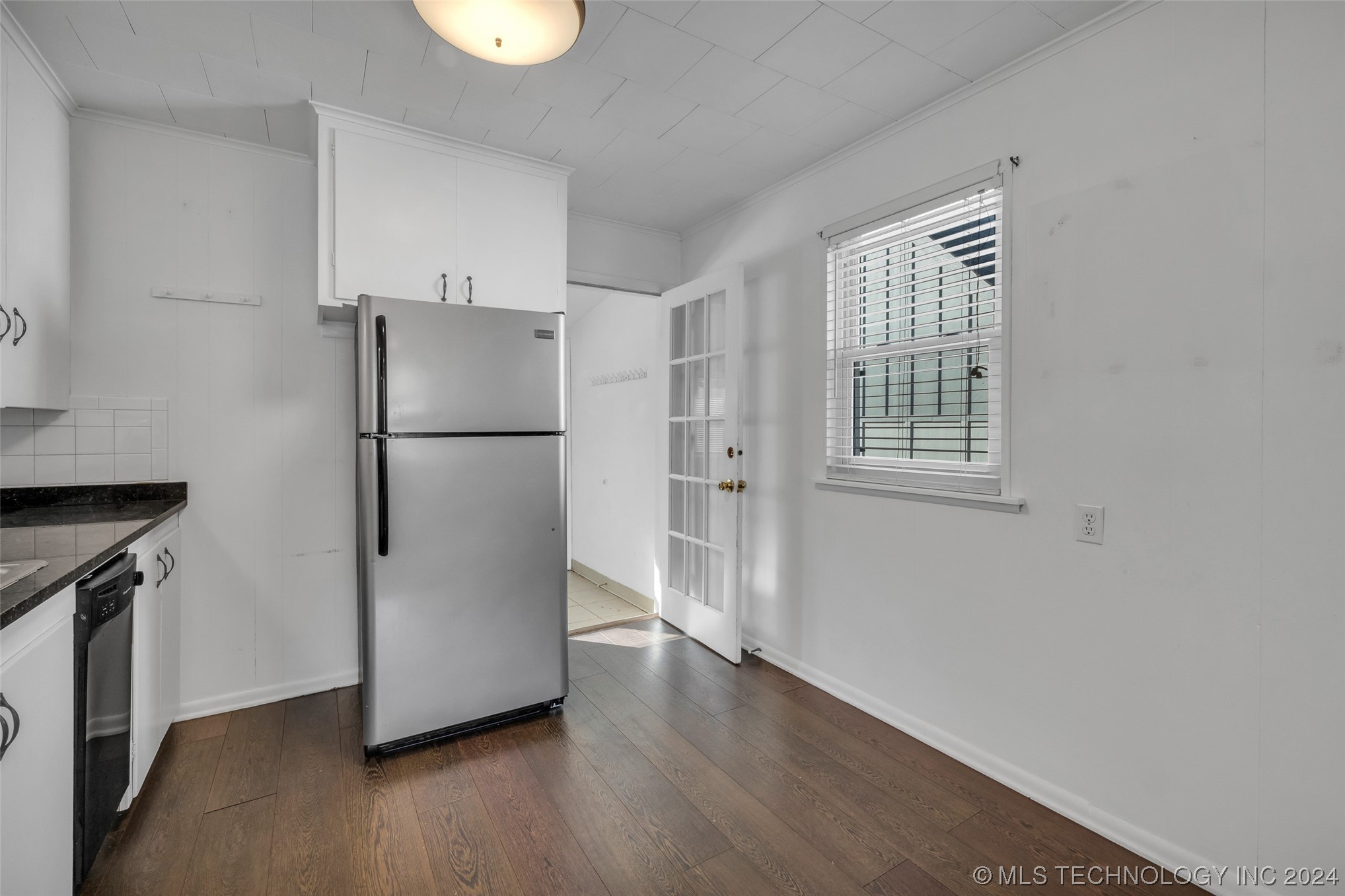 211 E Fort Worth Street