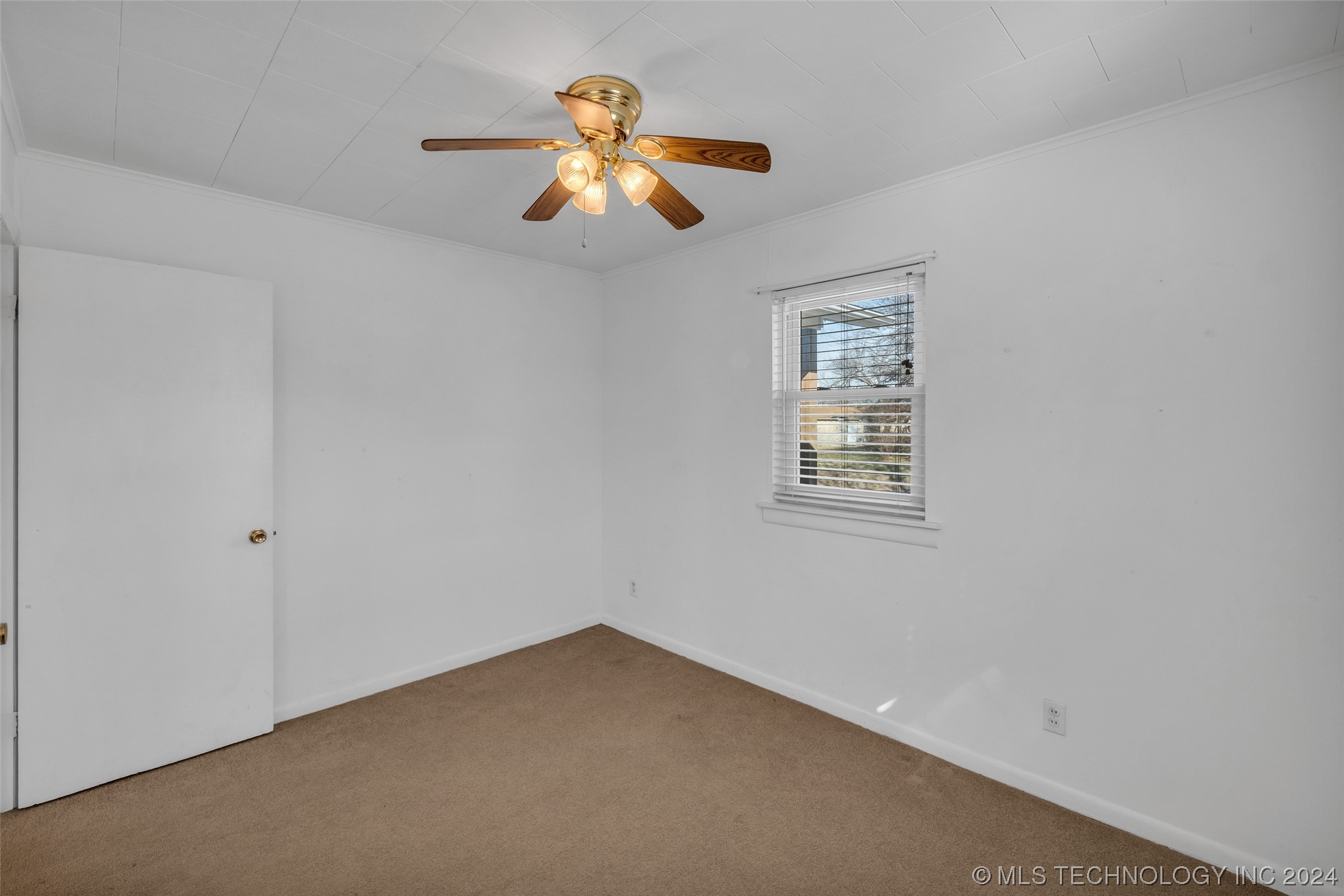 211 E Fort Worth Street