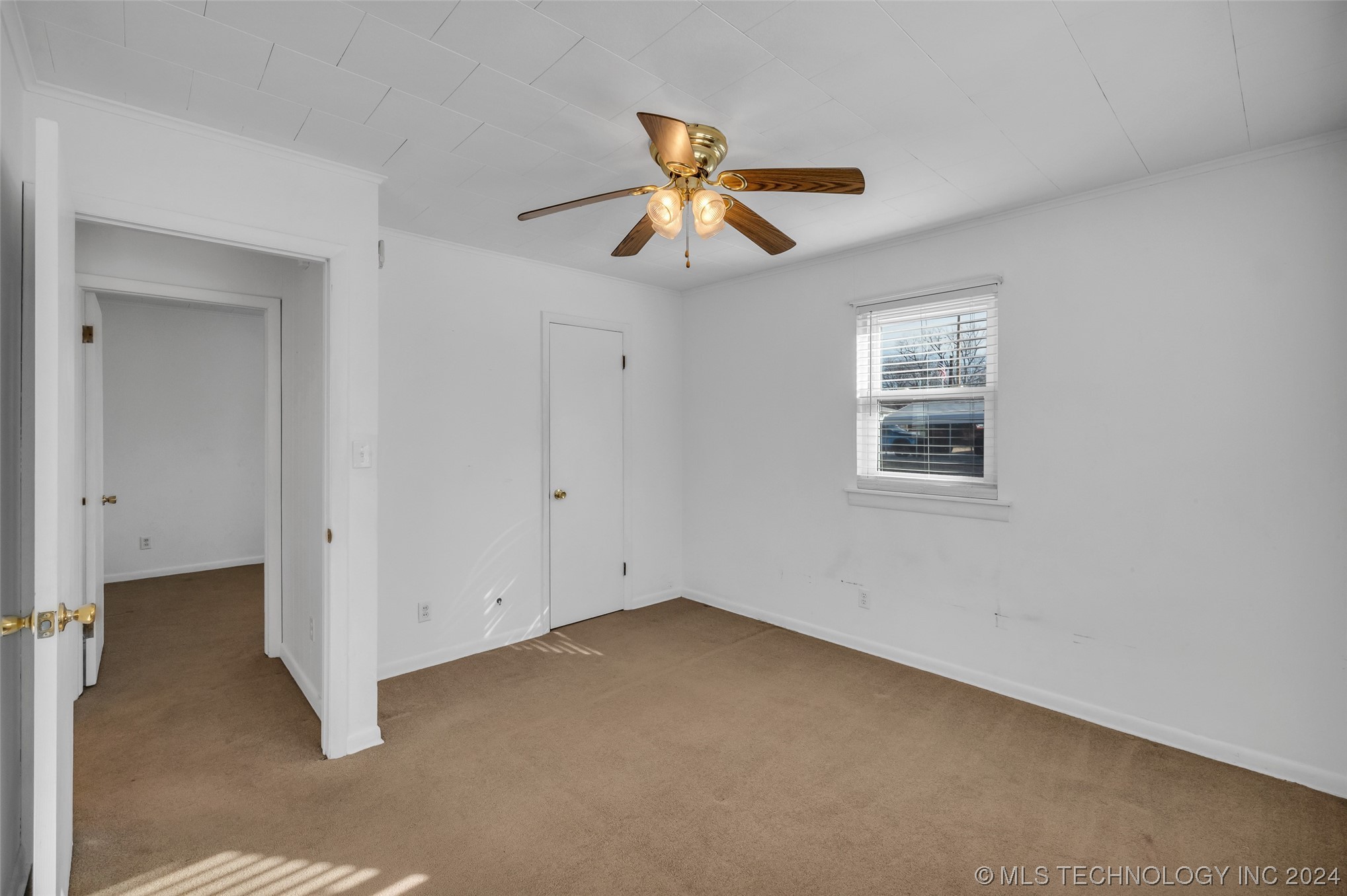 211 E Fort Worth Street