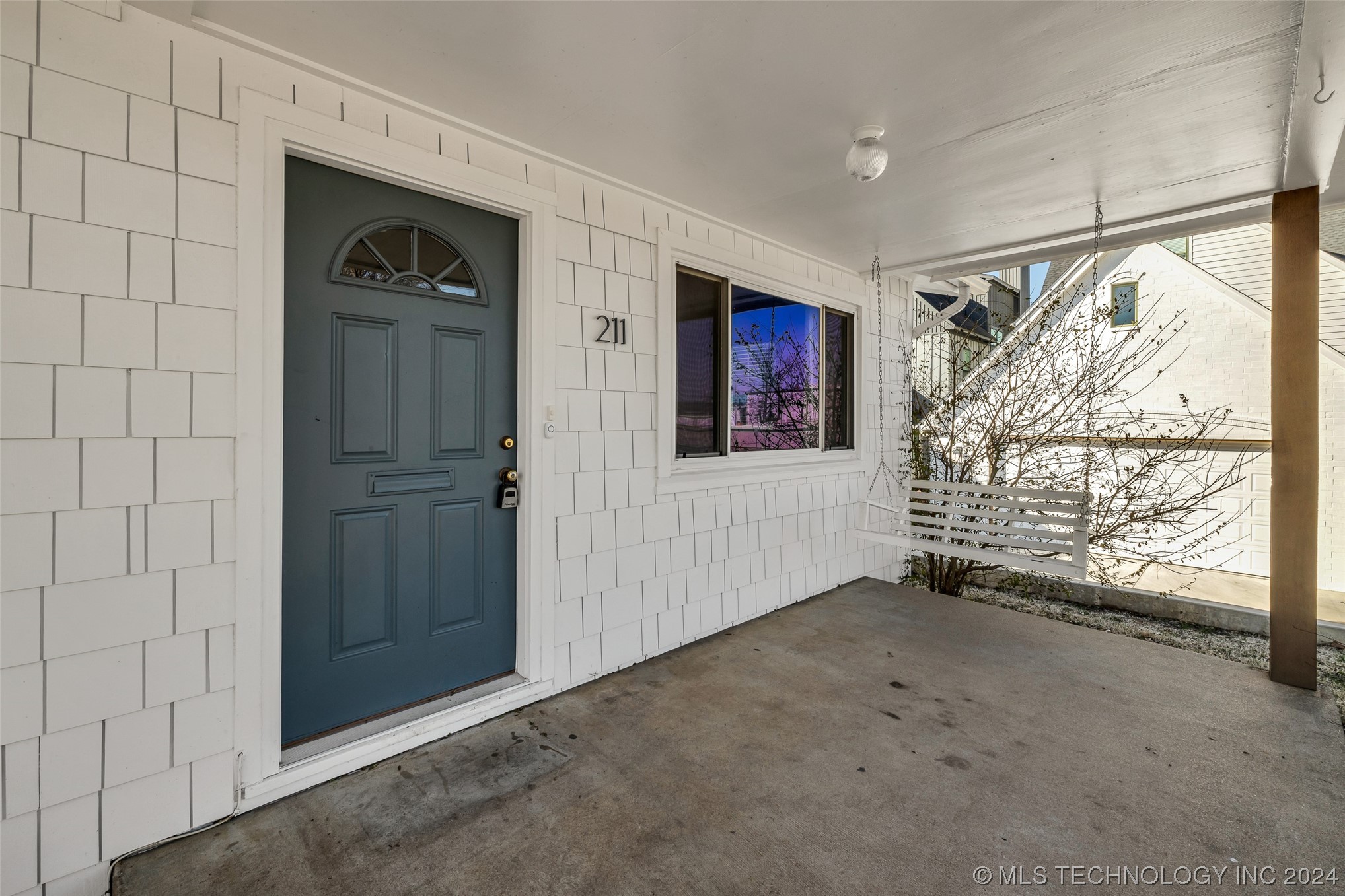 211 E Fort Worth Street