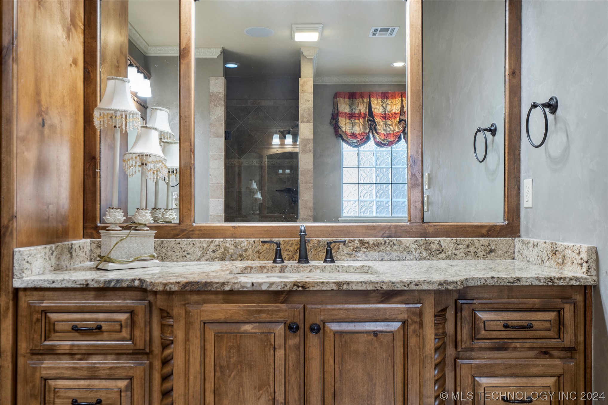 11830 S Pittsburg Avenue