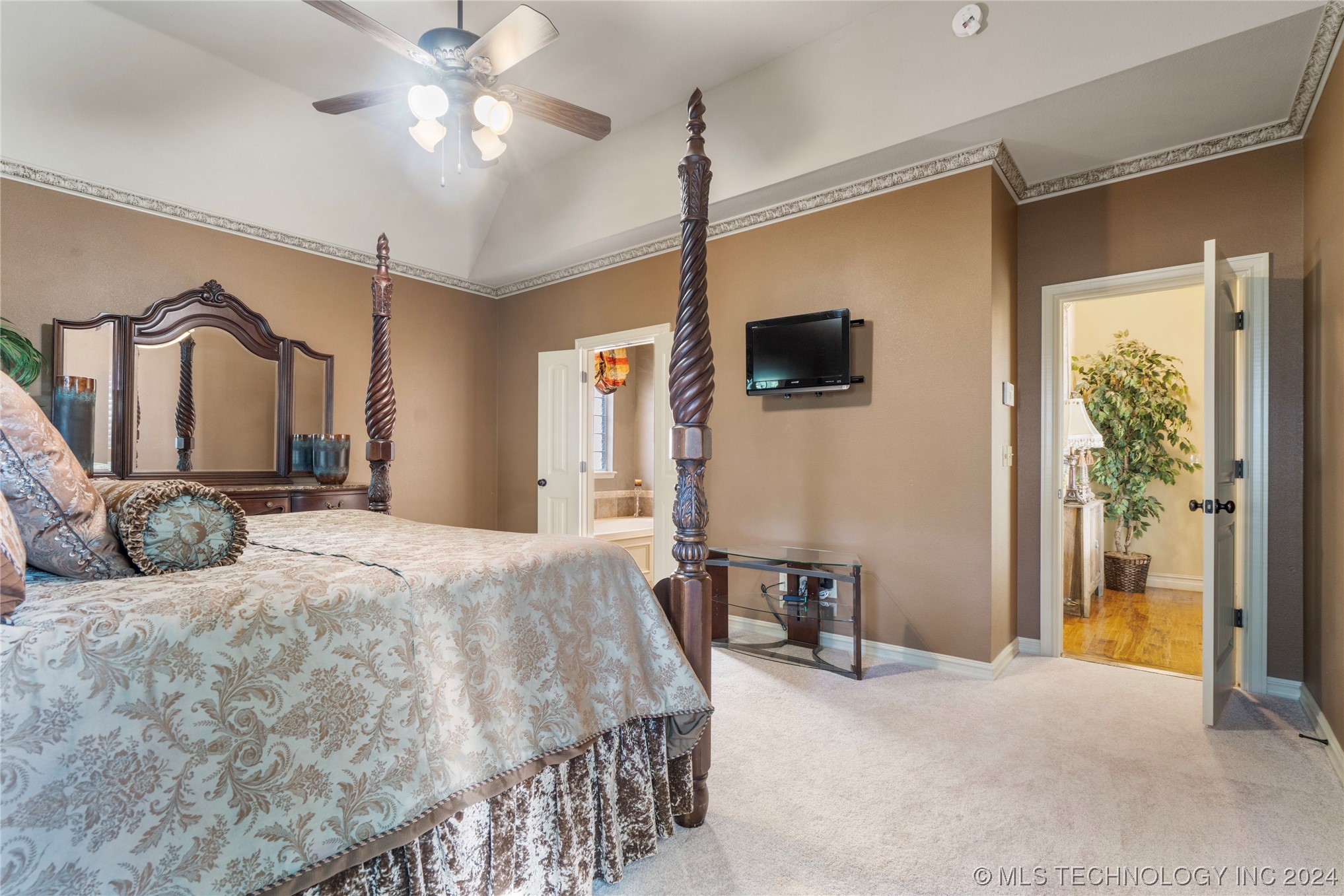 11830 S Pittsburg Avenue