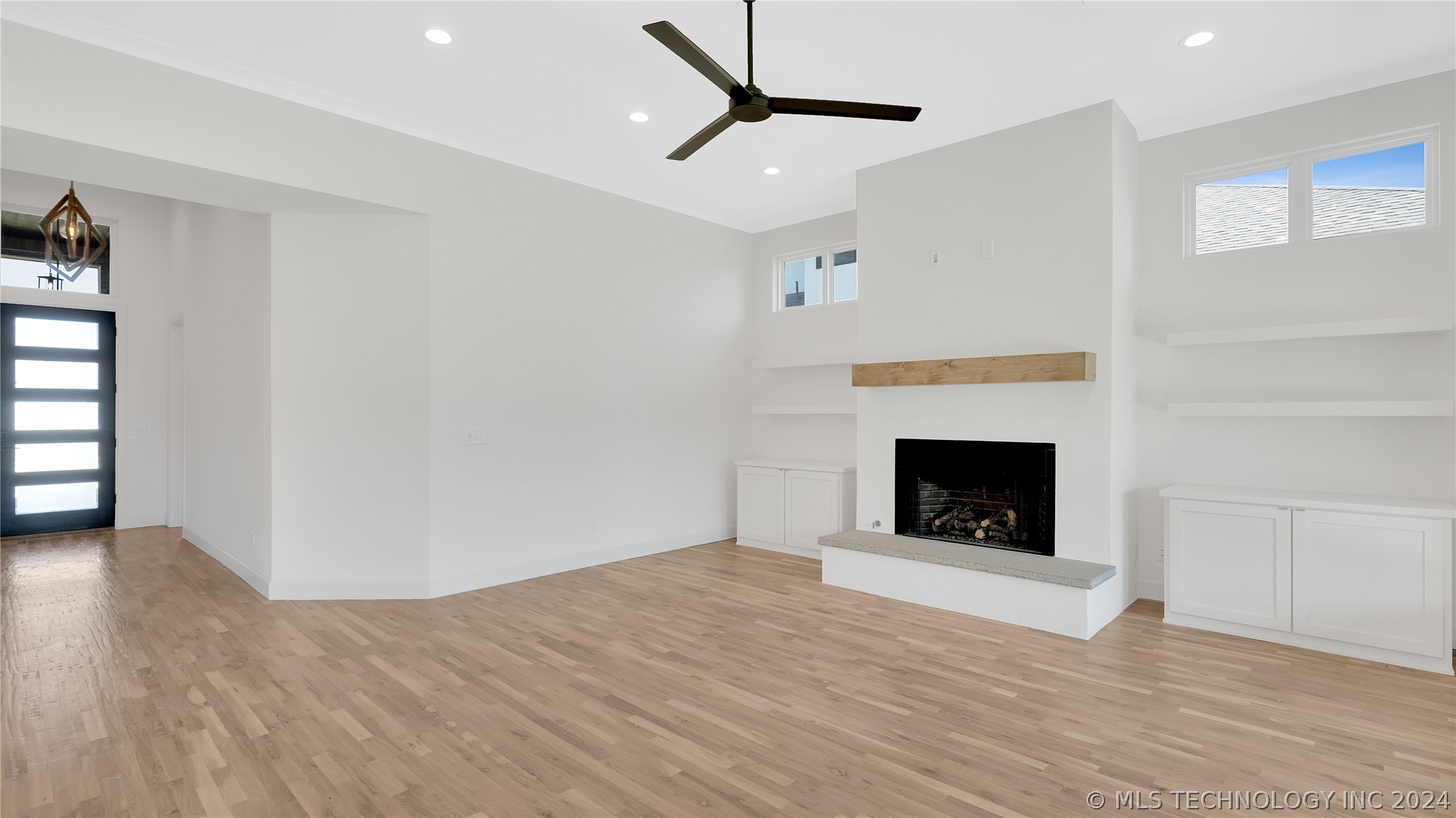 14487 S College Avenue