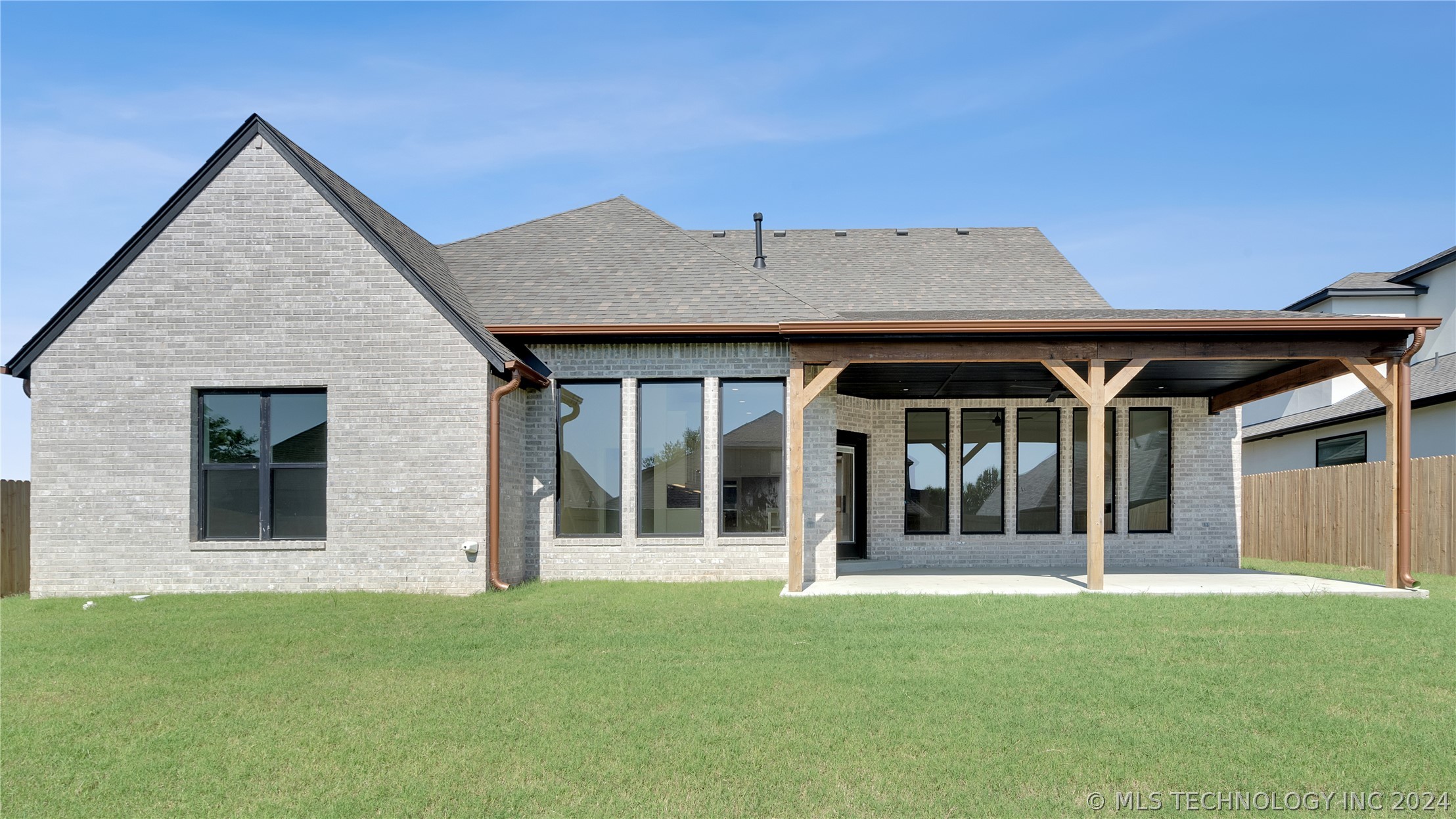 14487 S College Avenue