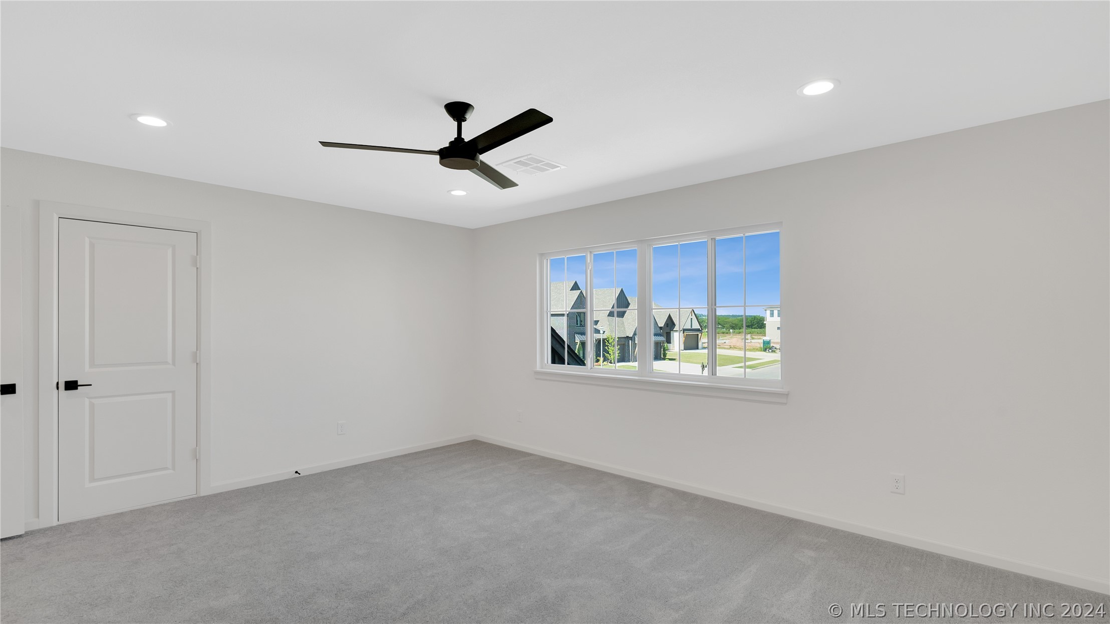 14487 S College Avenue