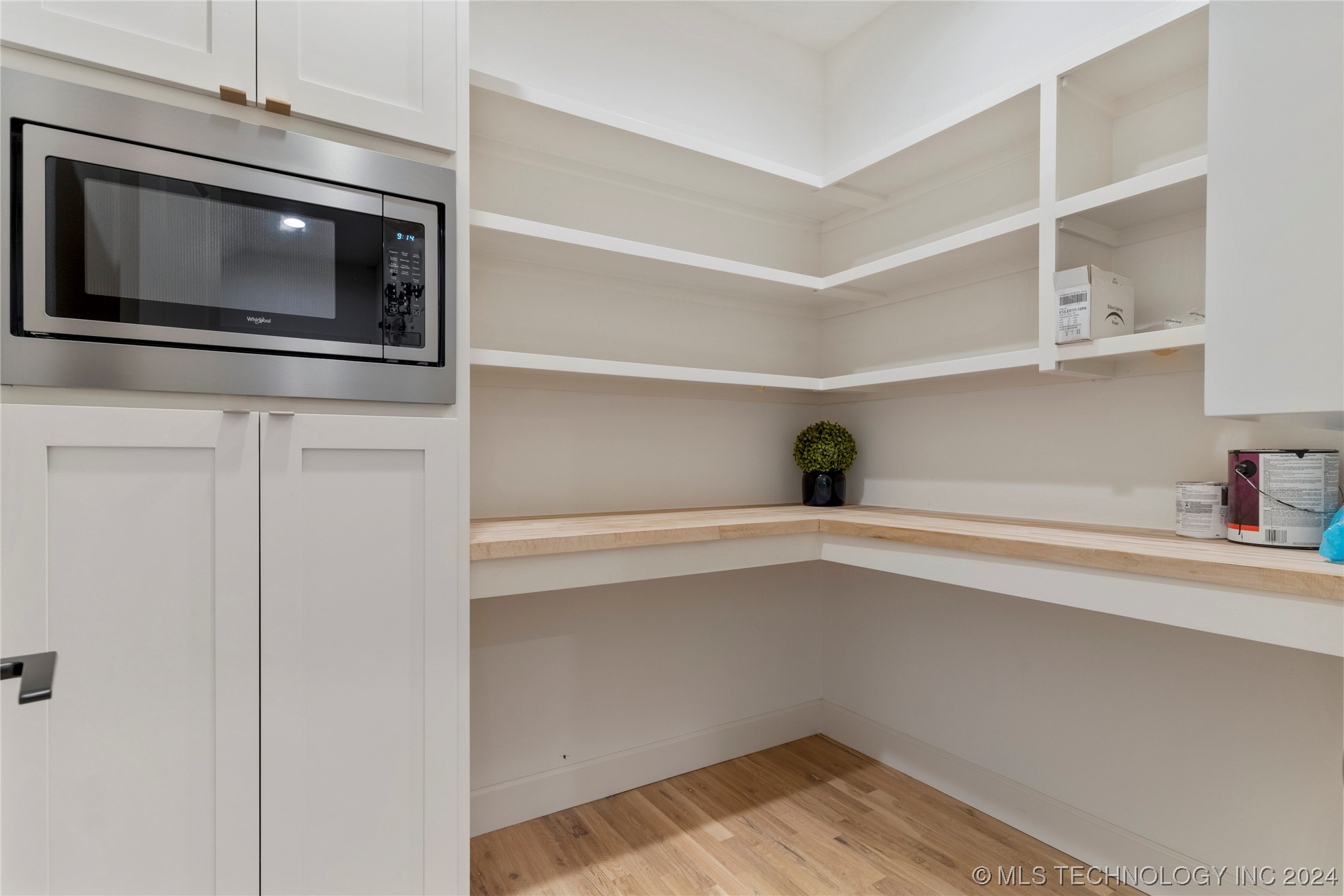 14487 S College Avenue