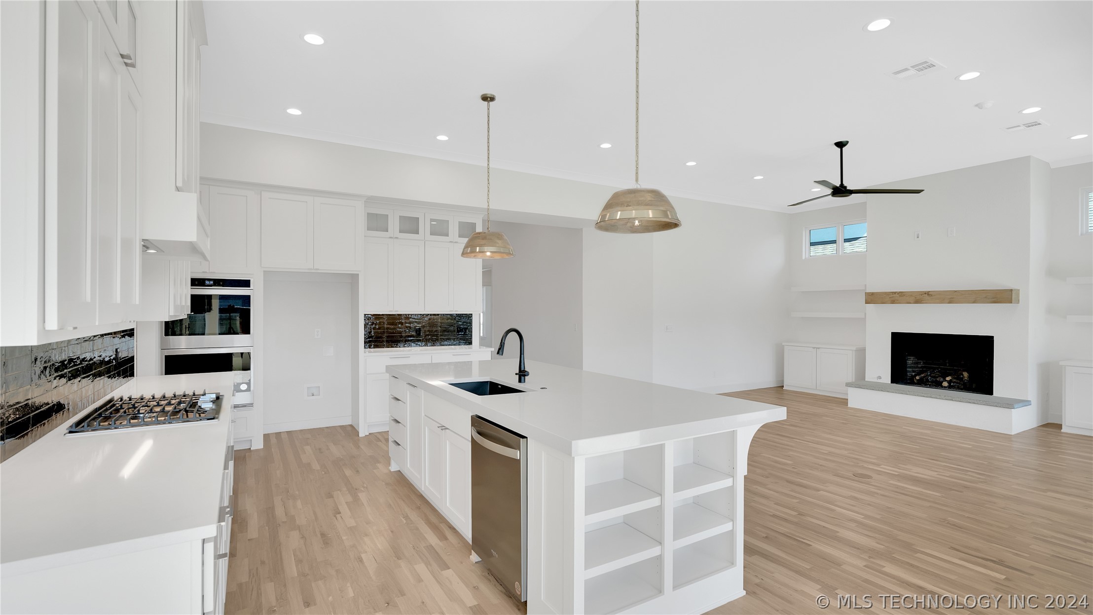 14487 S College Avenue