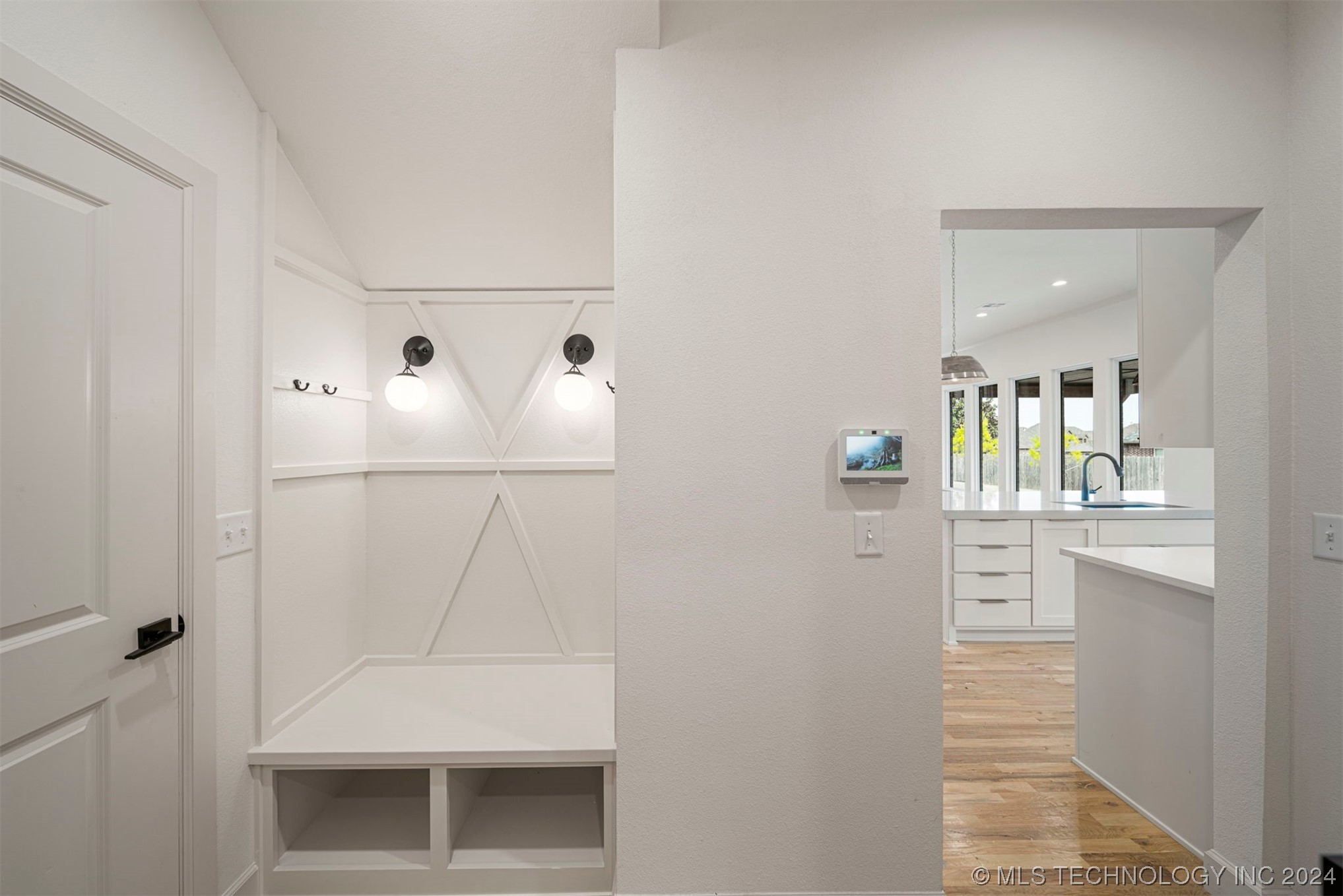 14487 S College Avenue