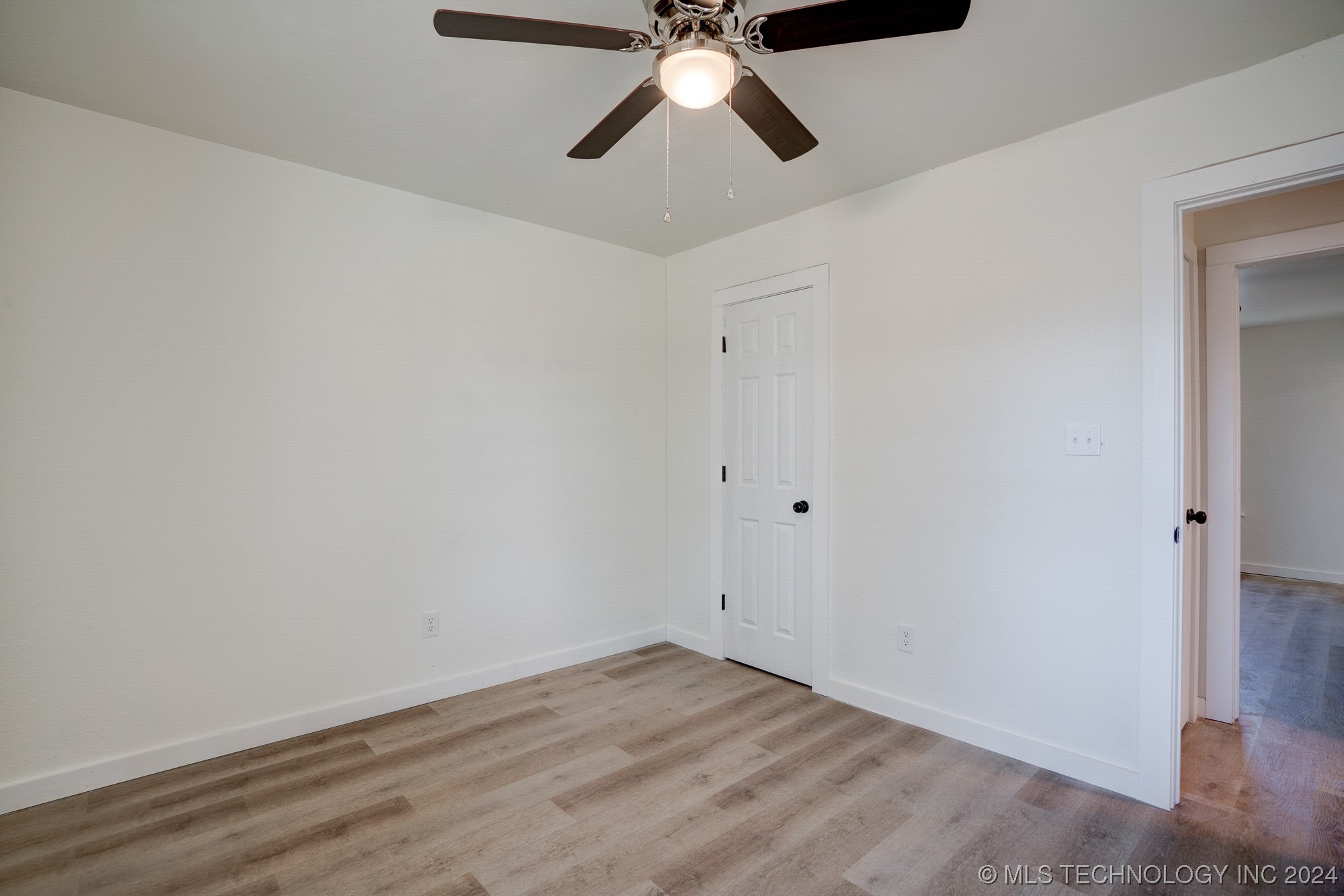 11444 S Franklin Avenue S