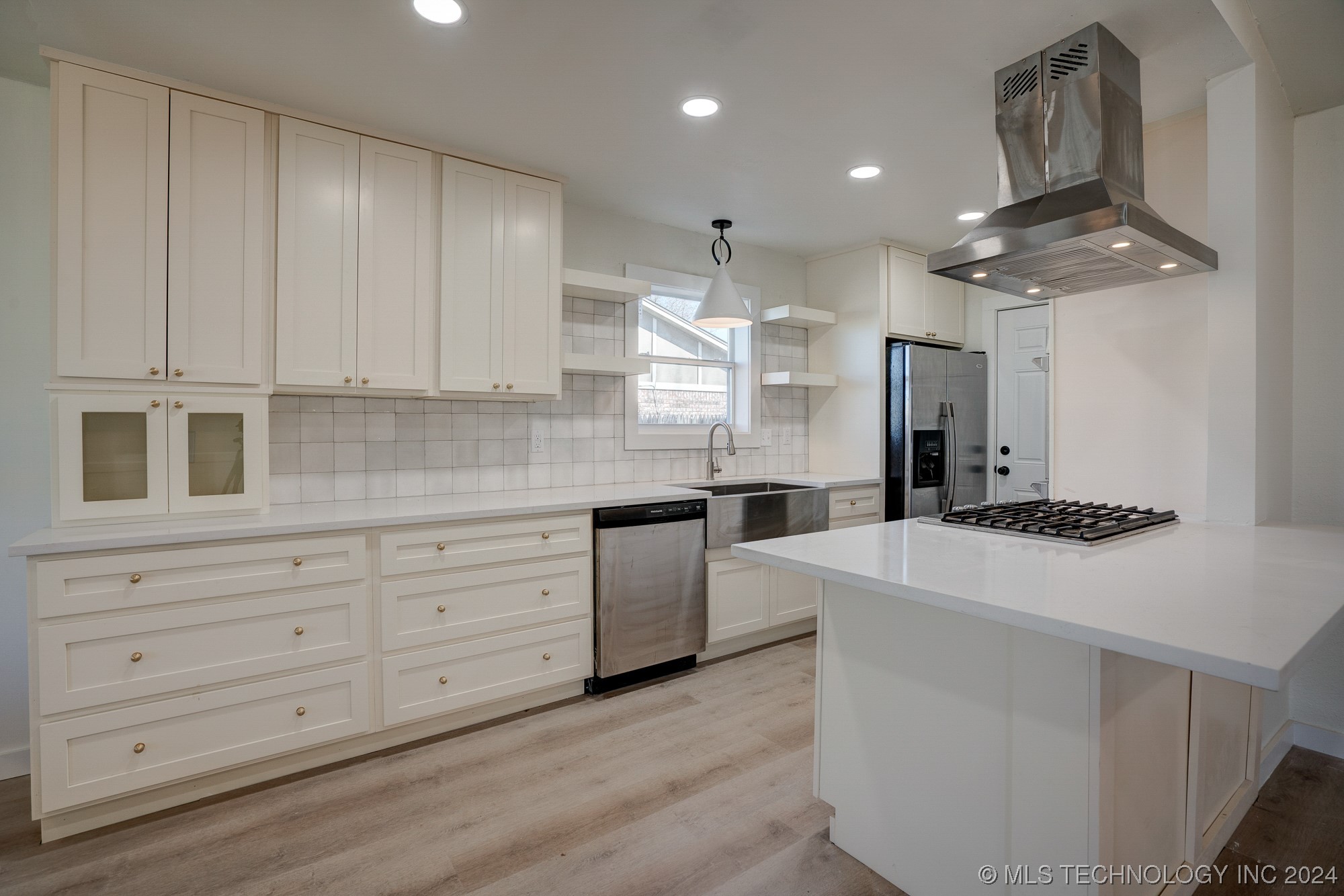 11444 S Franklin Avenue S