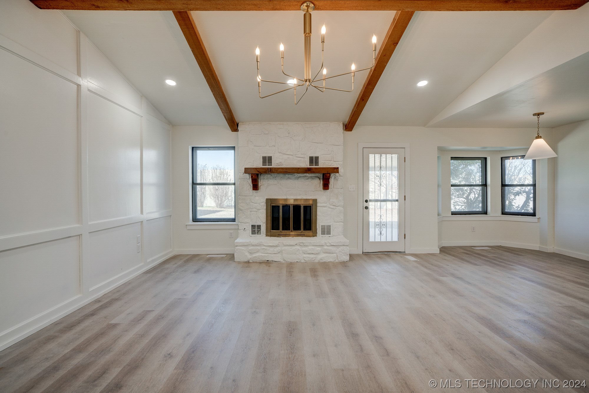 11444 S Franklin Avenue S