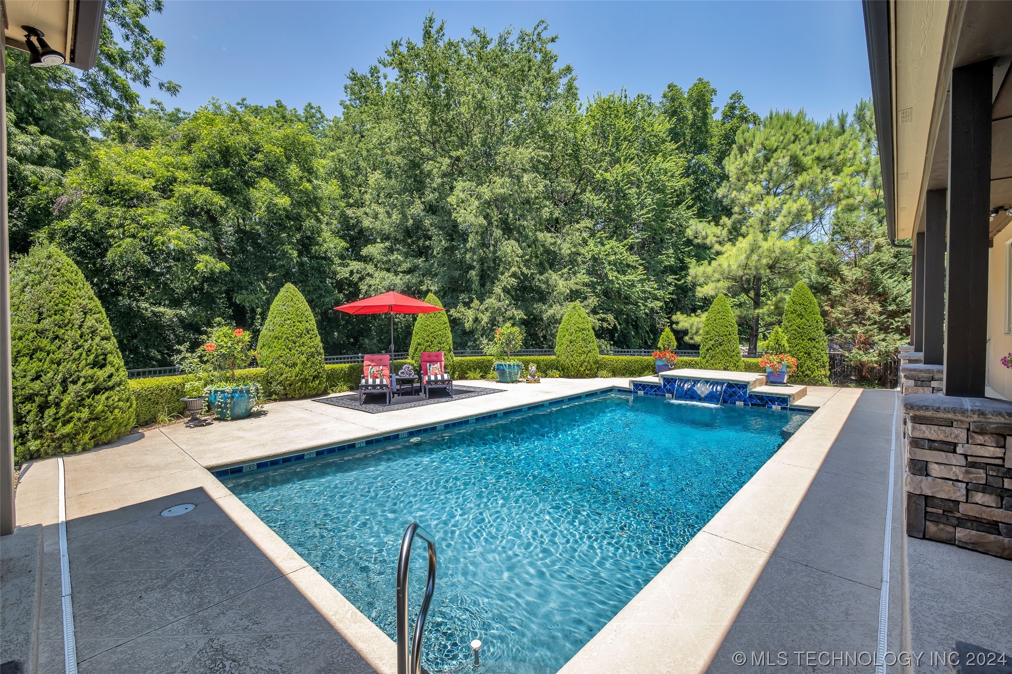 10814 S 93rd East Avenue