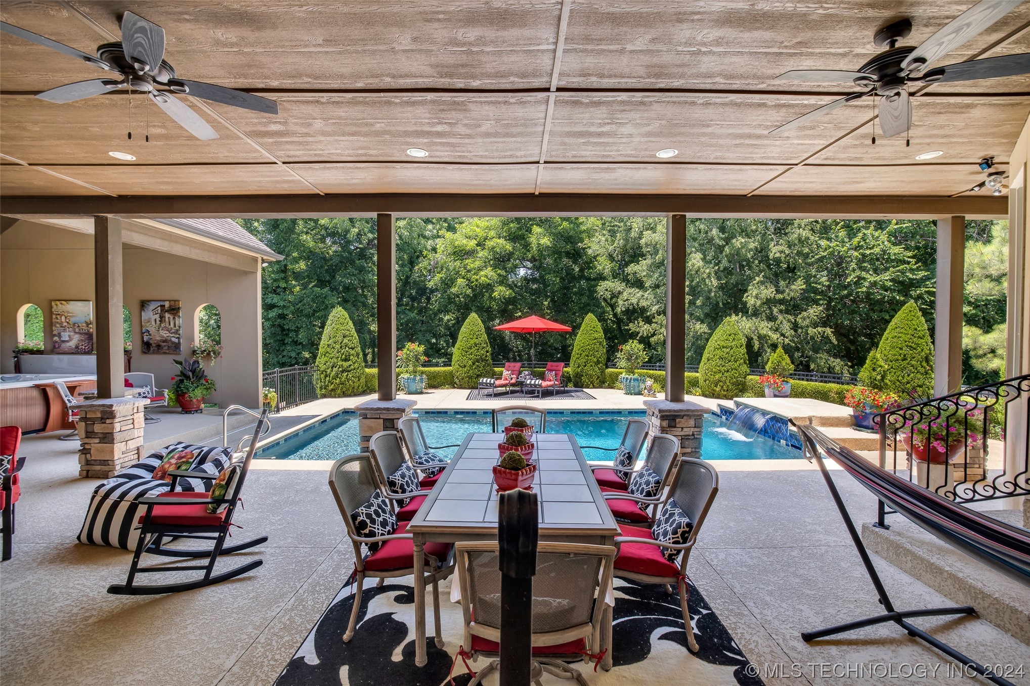 10814 S 93rd East Avenue