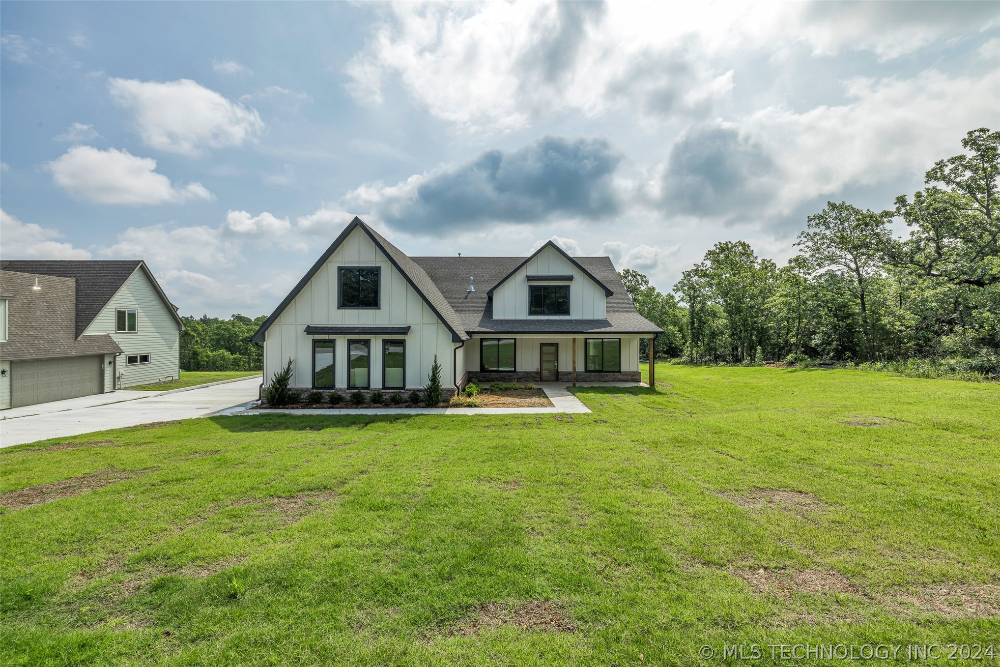 110 Pelican Point Place