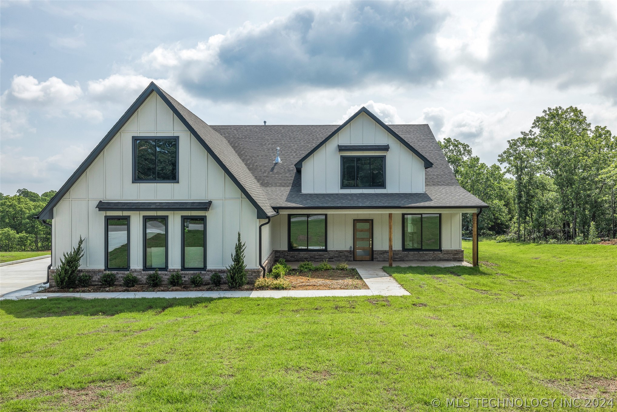 110 Pelican Point Place