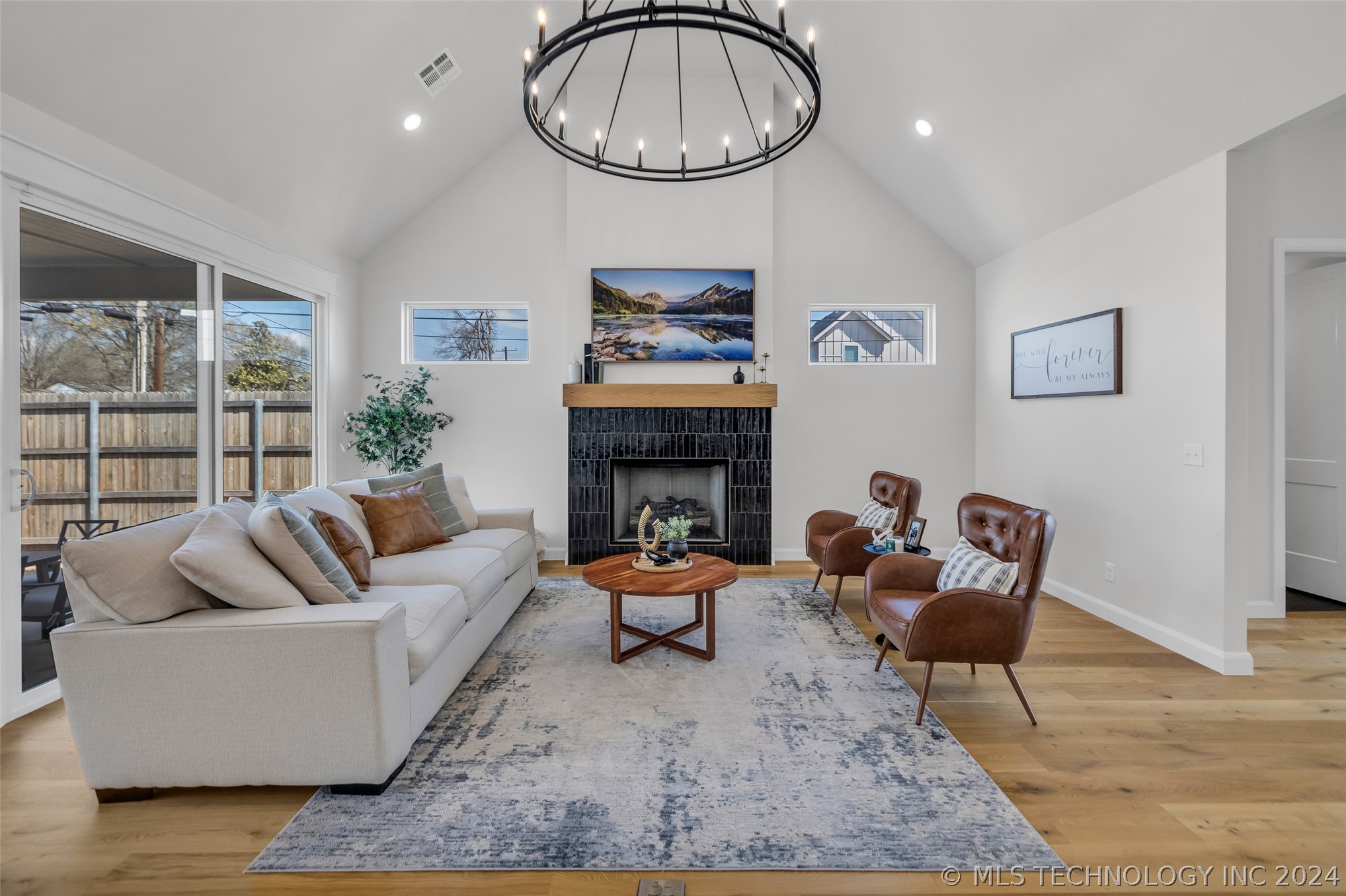 3722 S Norfolk Avenue