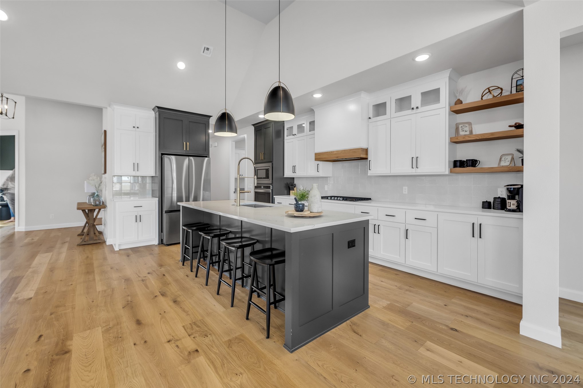 3722 S Norfolk Avenue