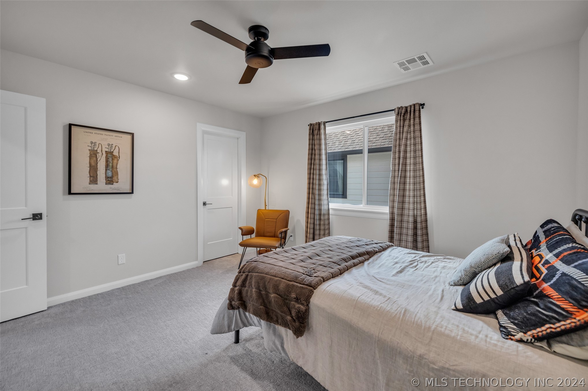 3722 S Norfolk Avenue