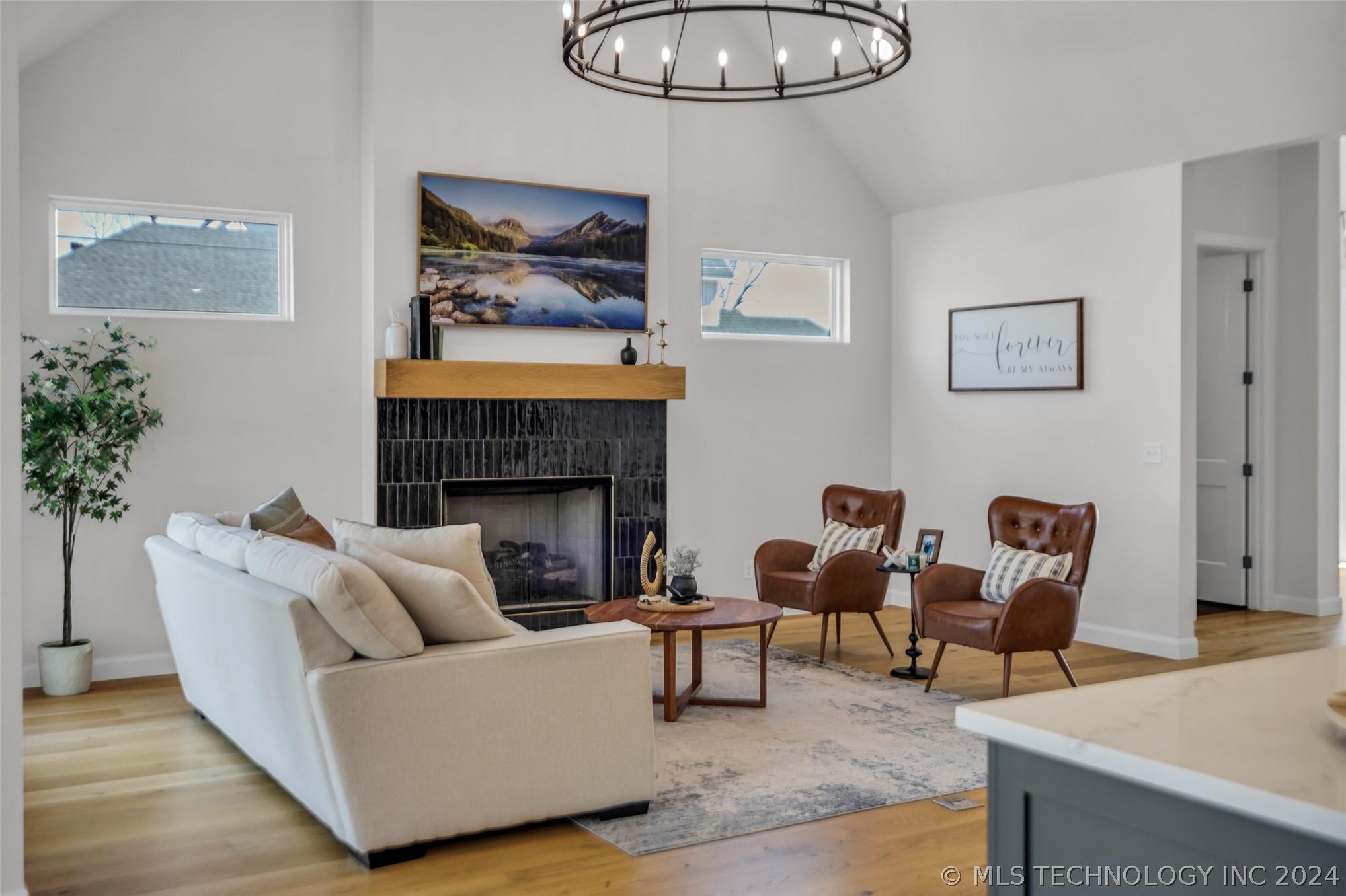 3722 S Norfolk Avenue