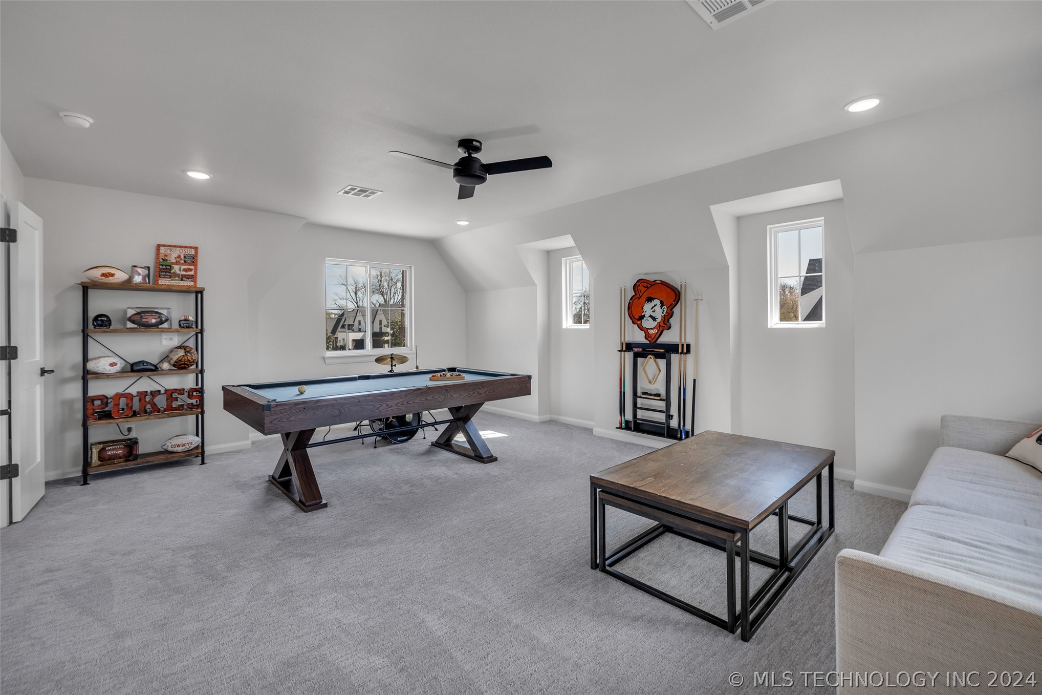 3722 S Norfolk Avenue