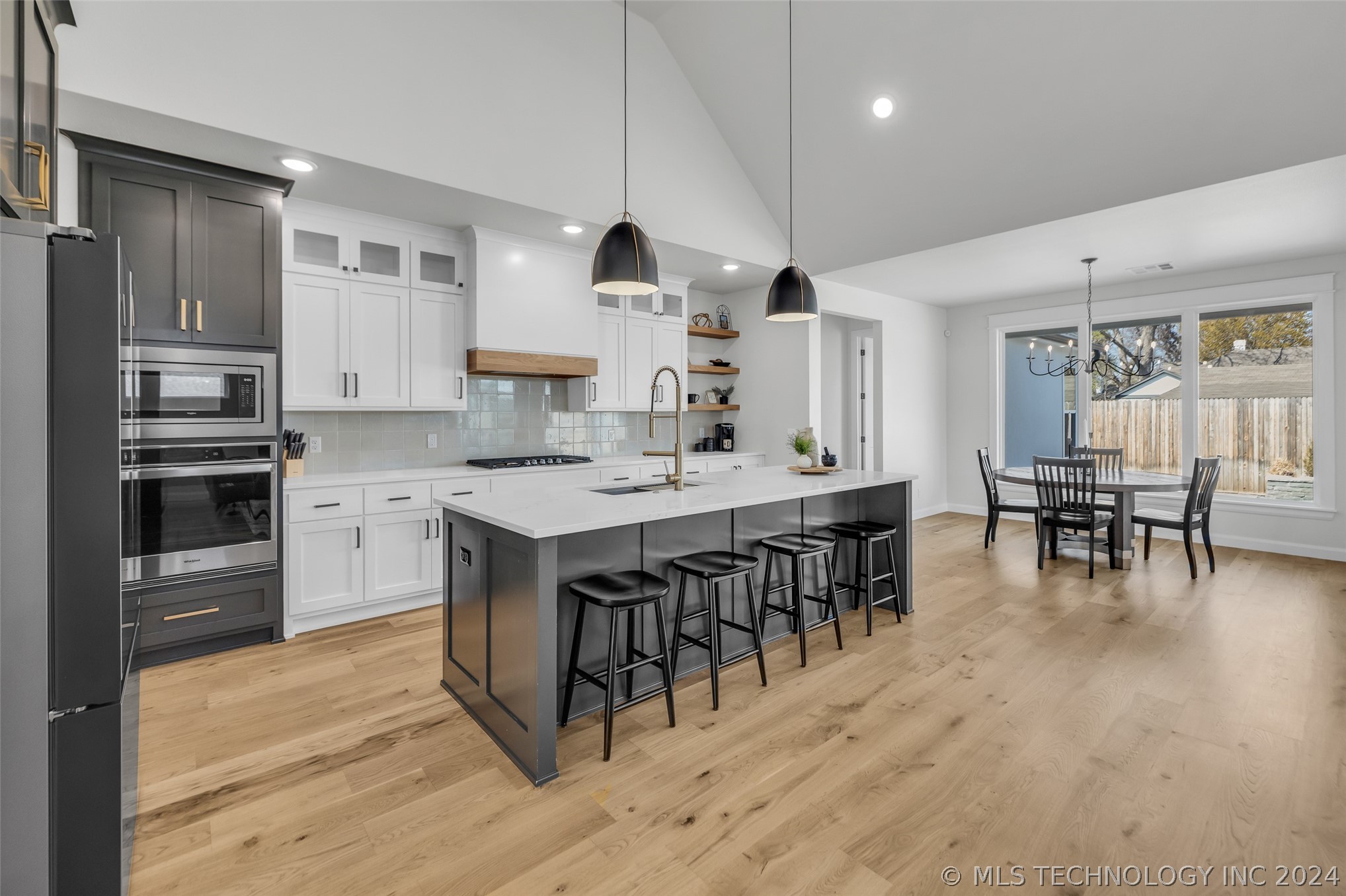 3722 S Norfolk Avenue