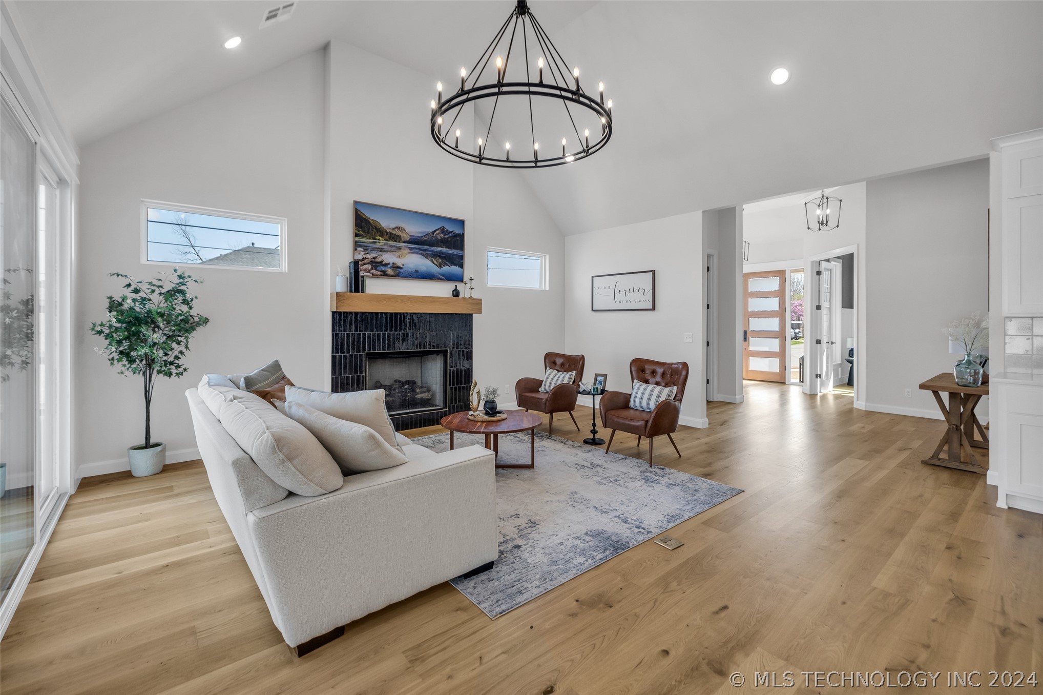 3722 S Norfolk Avenue