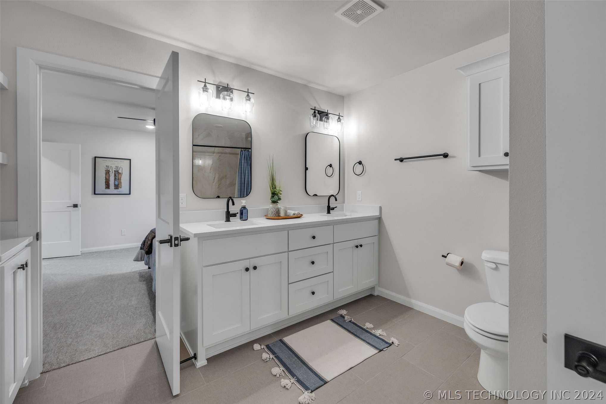 3722 S Norfolk Avenue