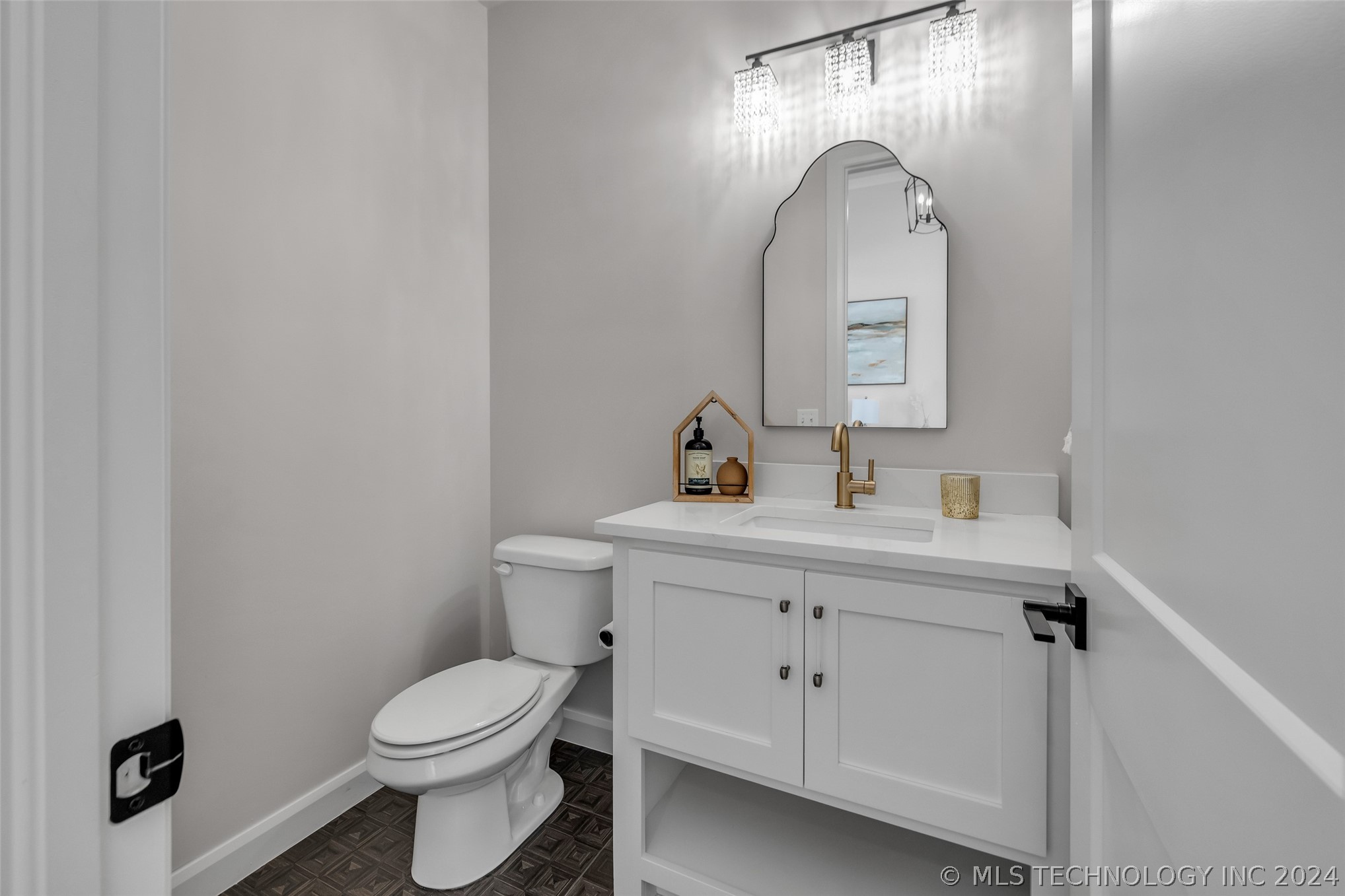 3722 S Norfolk Avenue