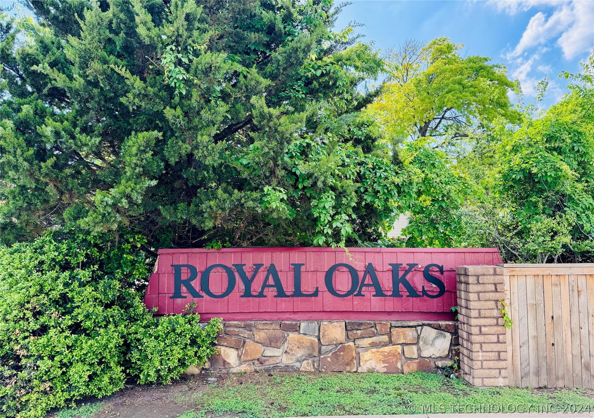 2215 E 67th Street 1510