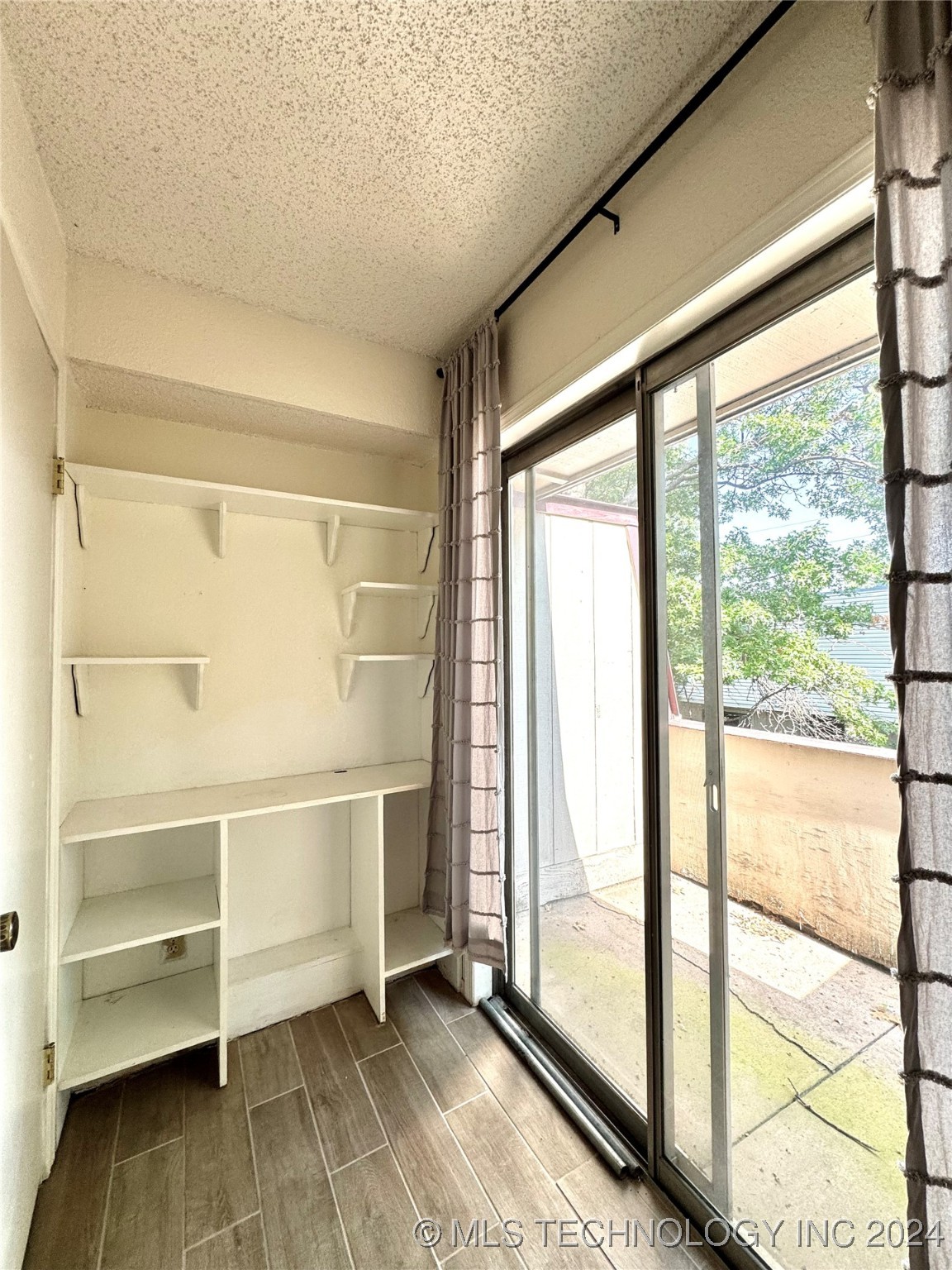 2215 E 66th Place 1004