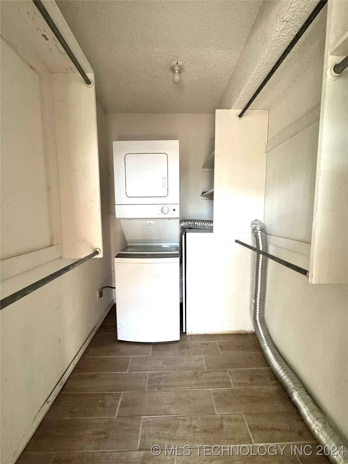 2215 E 66th Place 1004