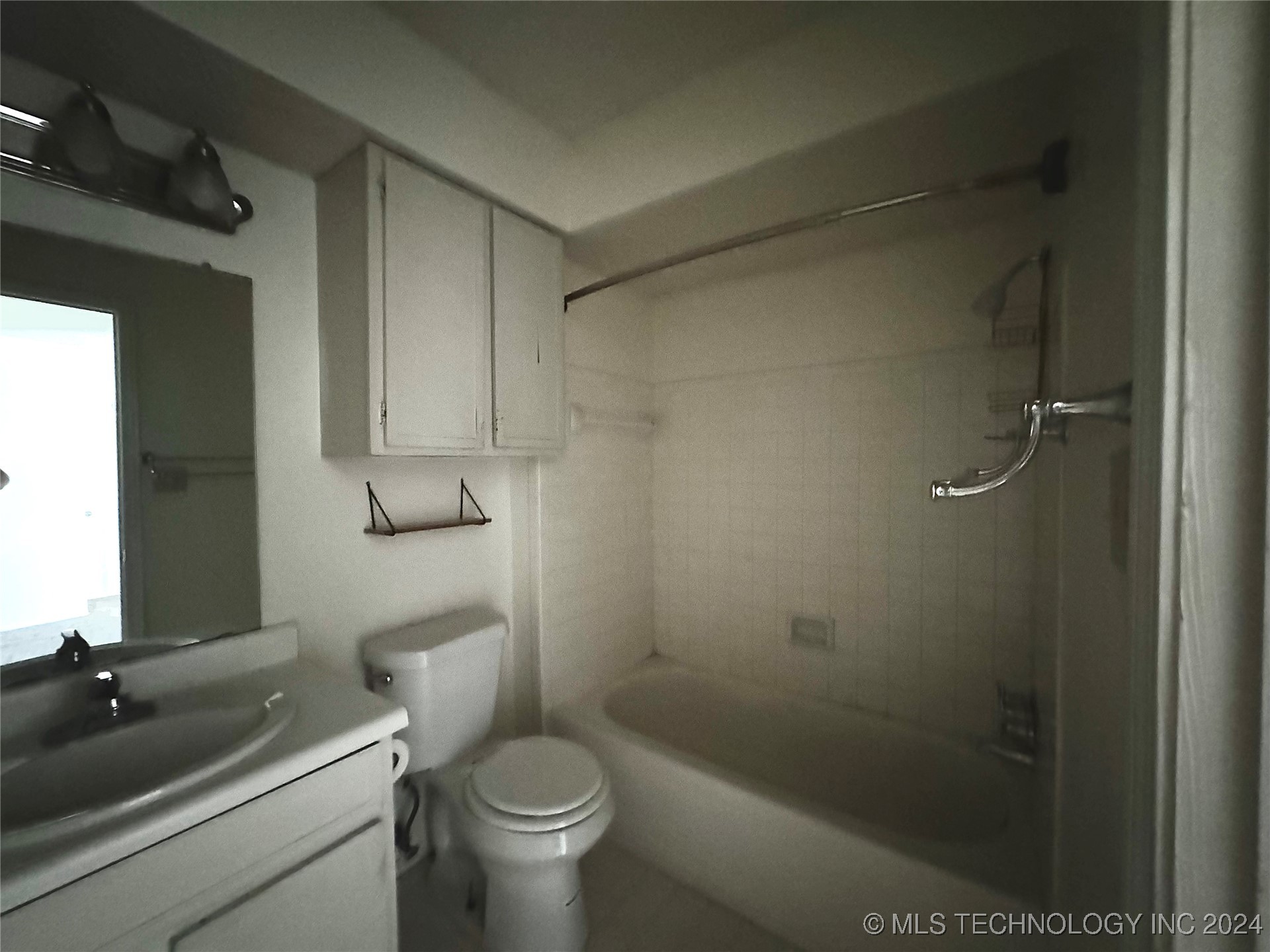 2215 E 66th Place 1004