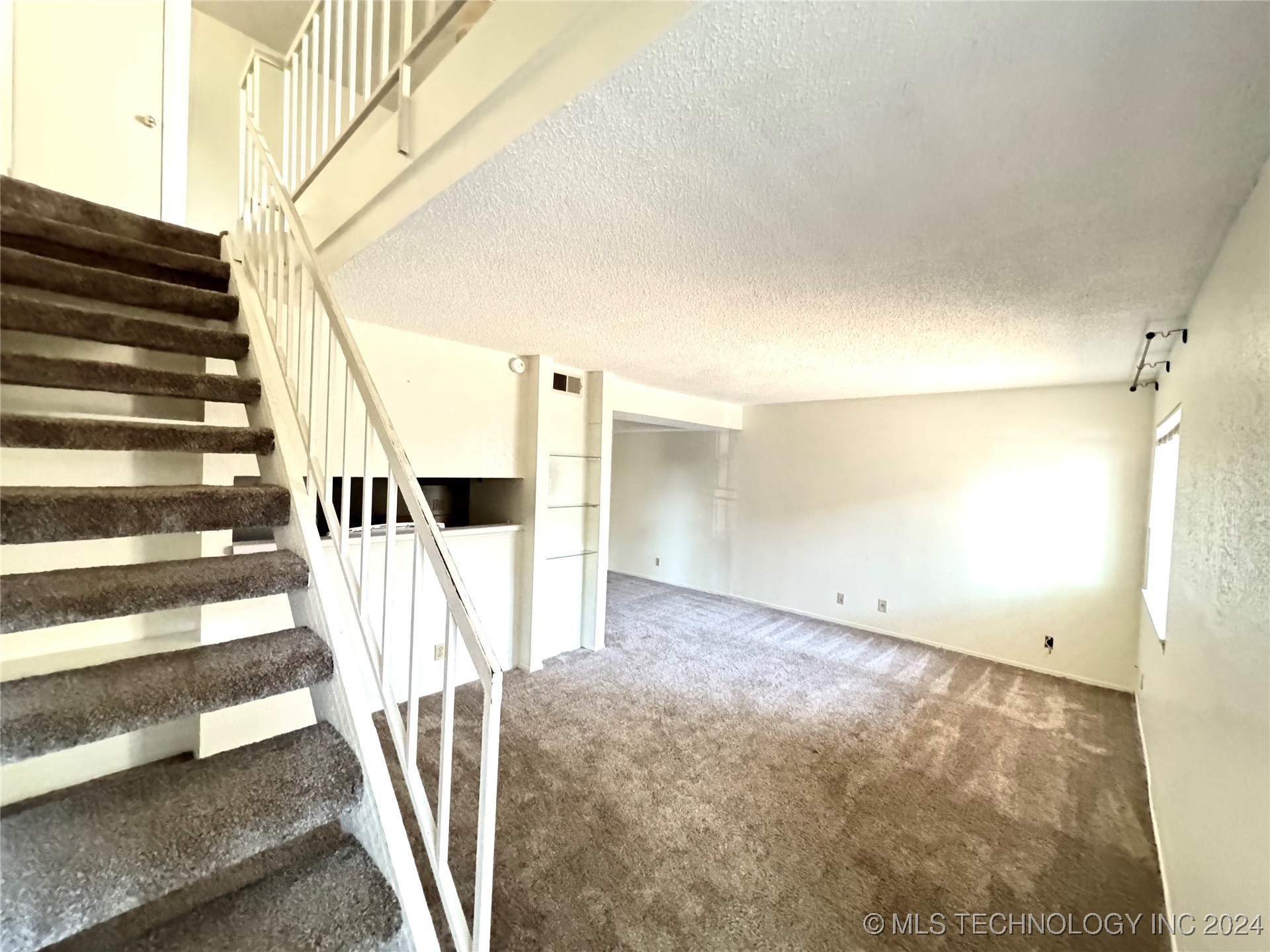 2215 E 66th Place 1004