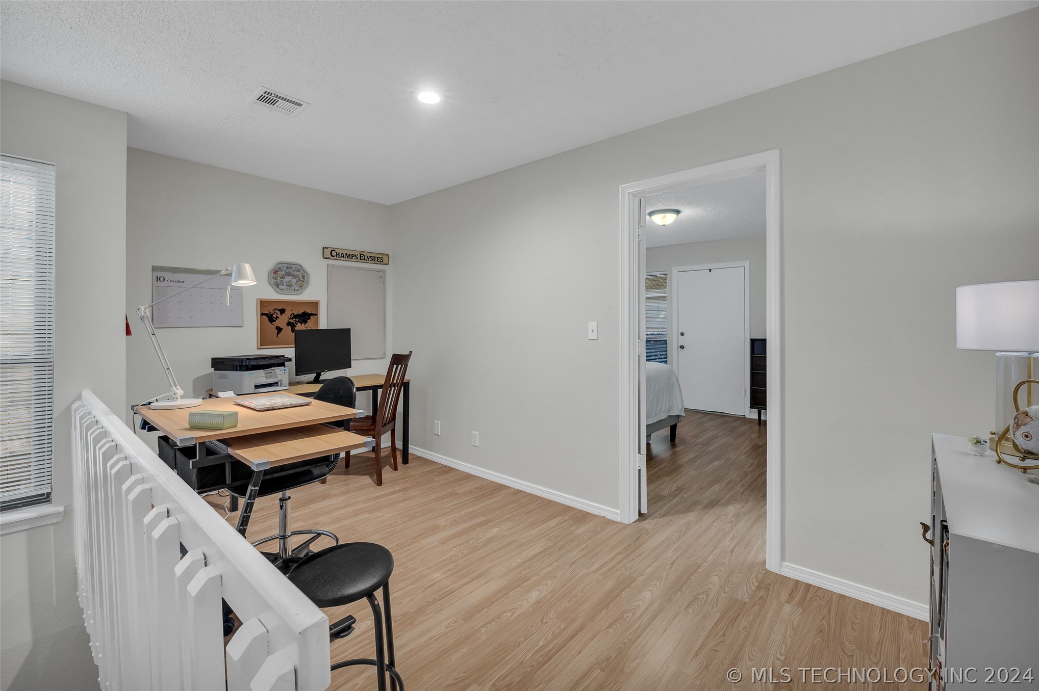 2801 S Juniper Street 123