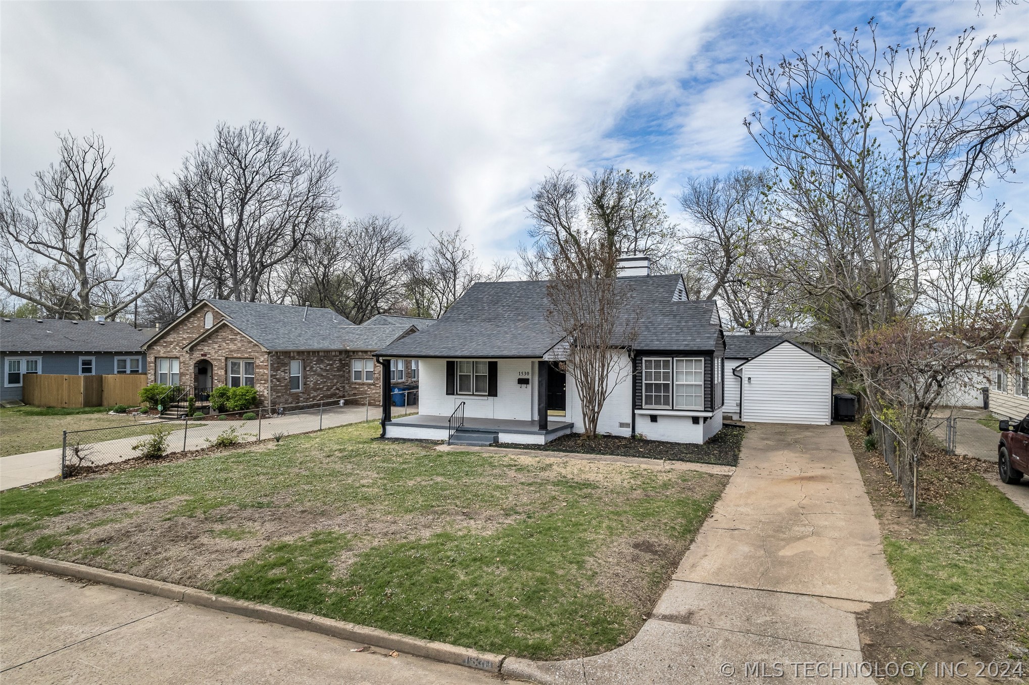 1530 S Jamestown Avenue