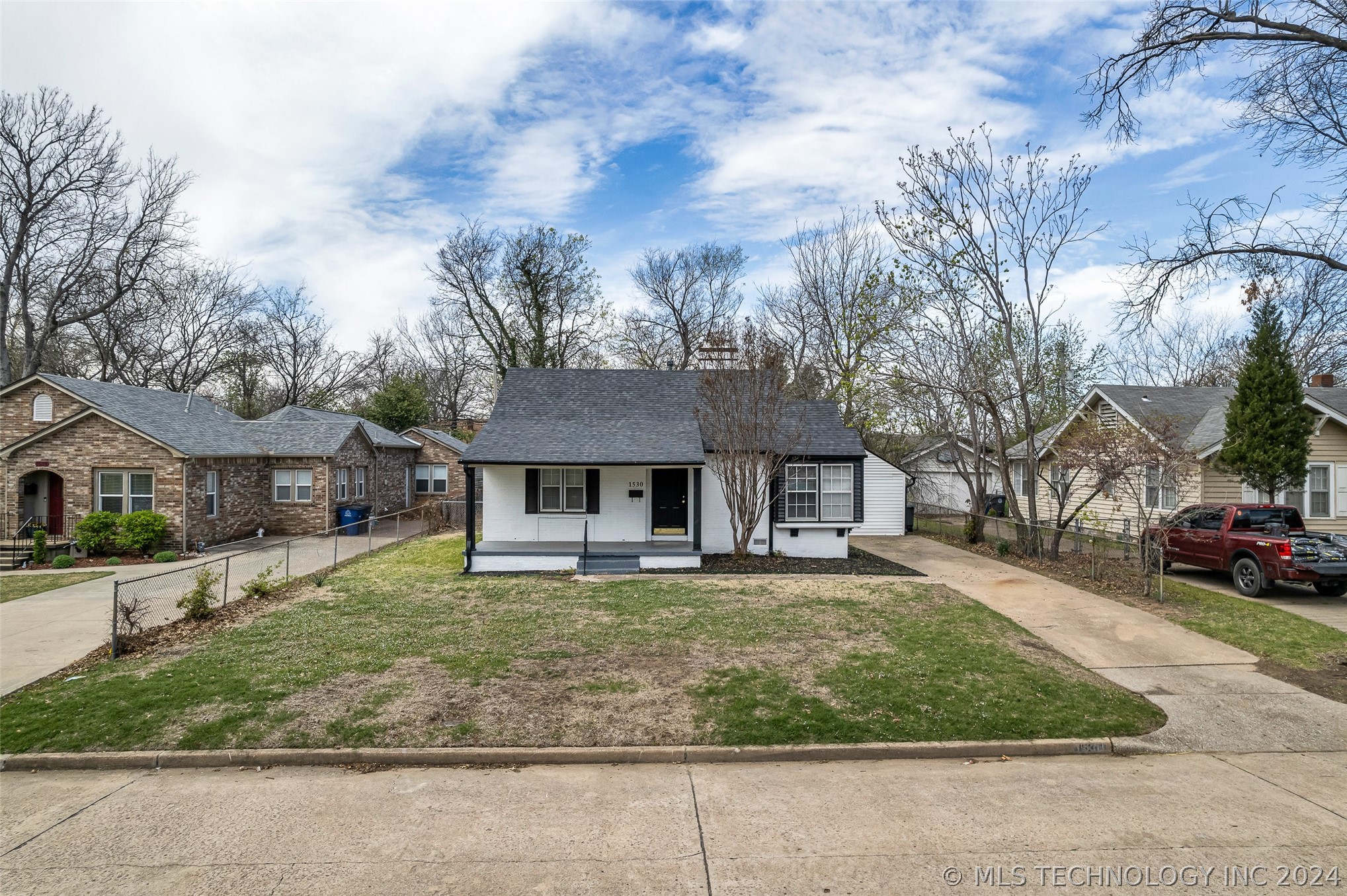 1530 S Jamestown Avenue