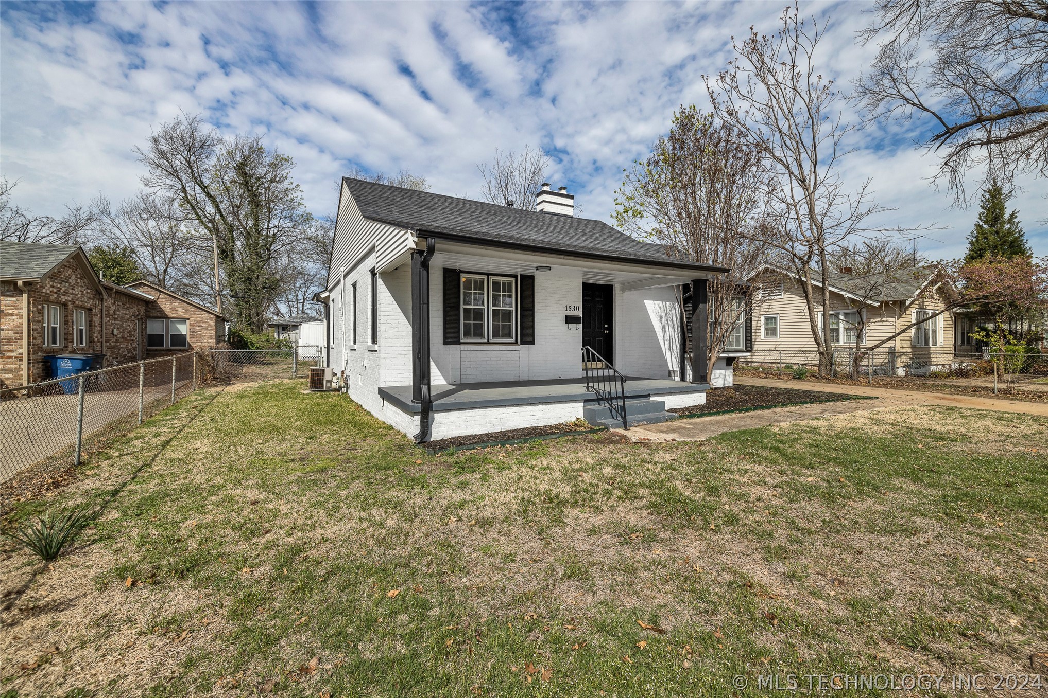 1530 S Jamestown Avenue