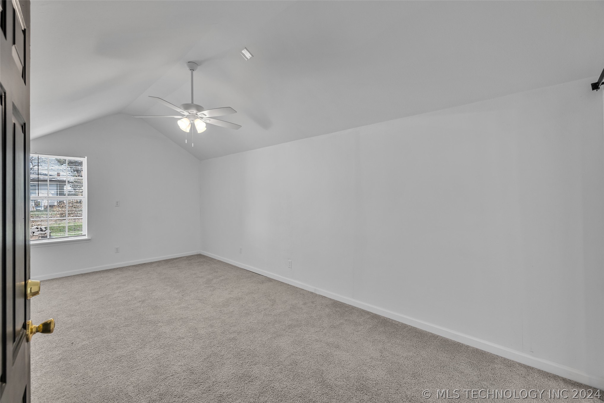 1530 S Jamestown Avenue