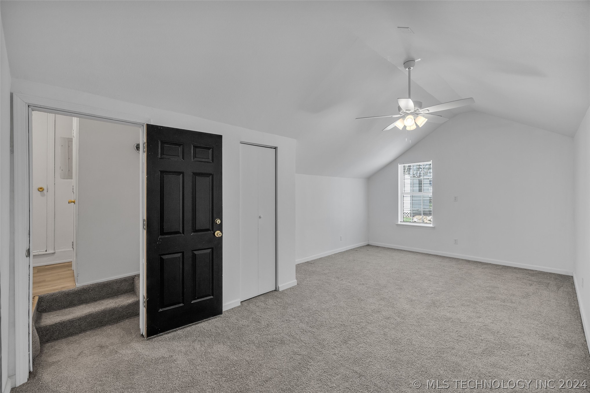 1530 S Jamestown Avenue