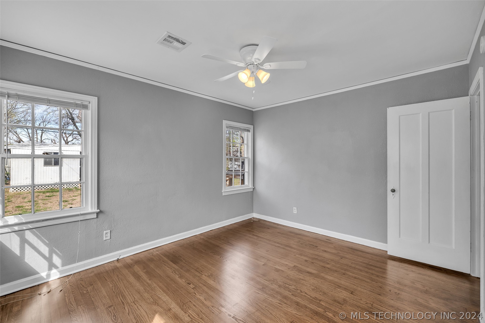 1530 S Jamestown Avenue