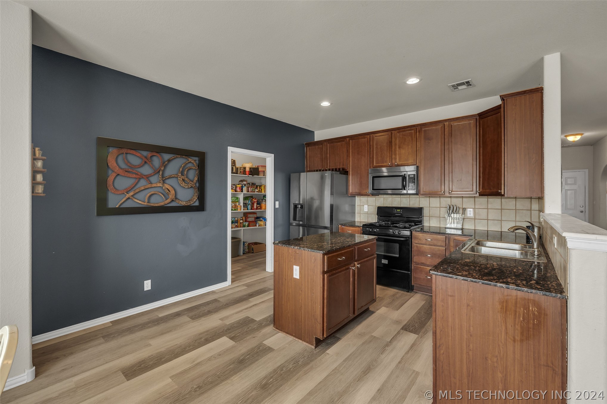 14906 E 108th Street N