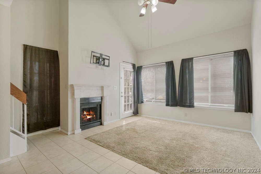 6639 S Victor Avenue G207