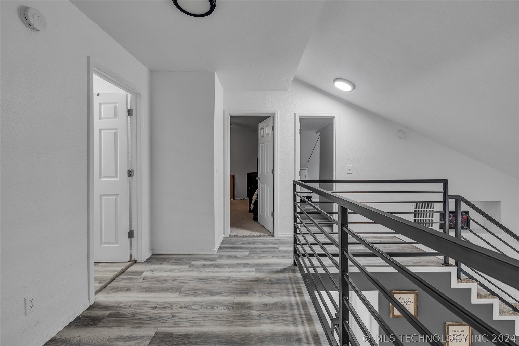 12206 E 81st Place N