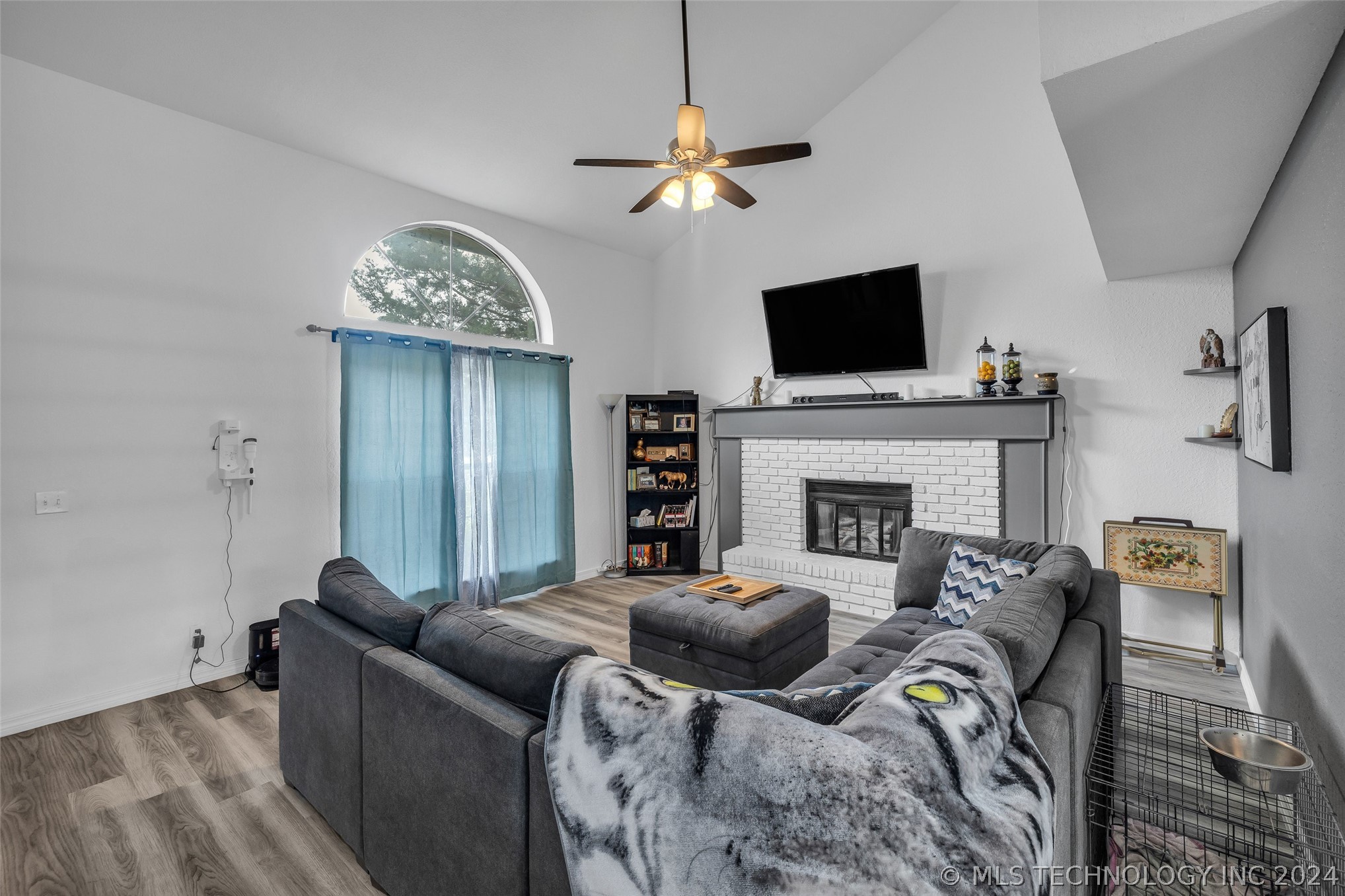 12206 E 81st Place N